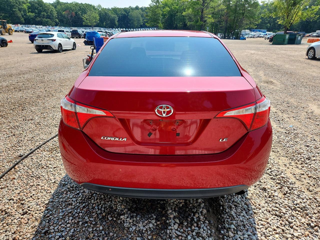 2015 Toyota Corolla Le Red vin: 2T1BURHE9FC277813