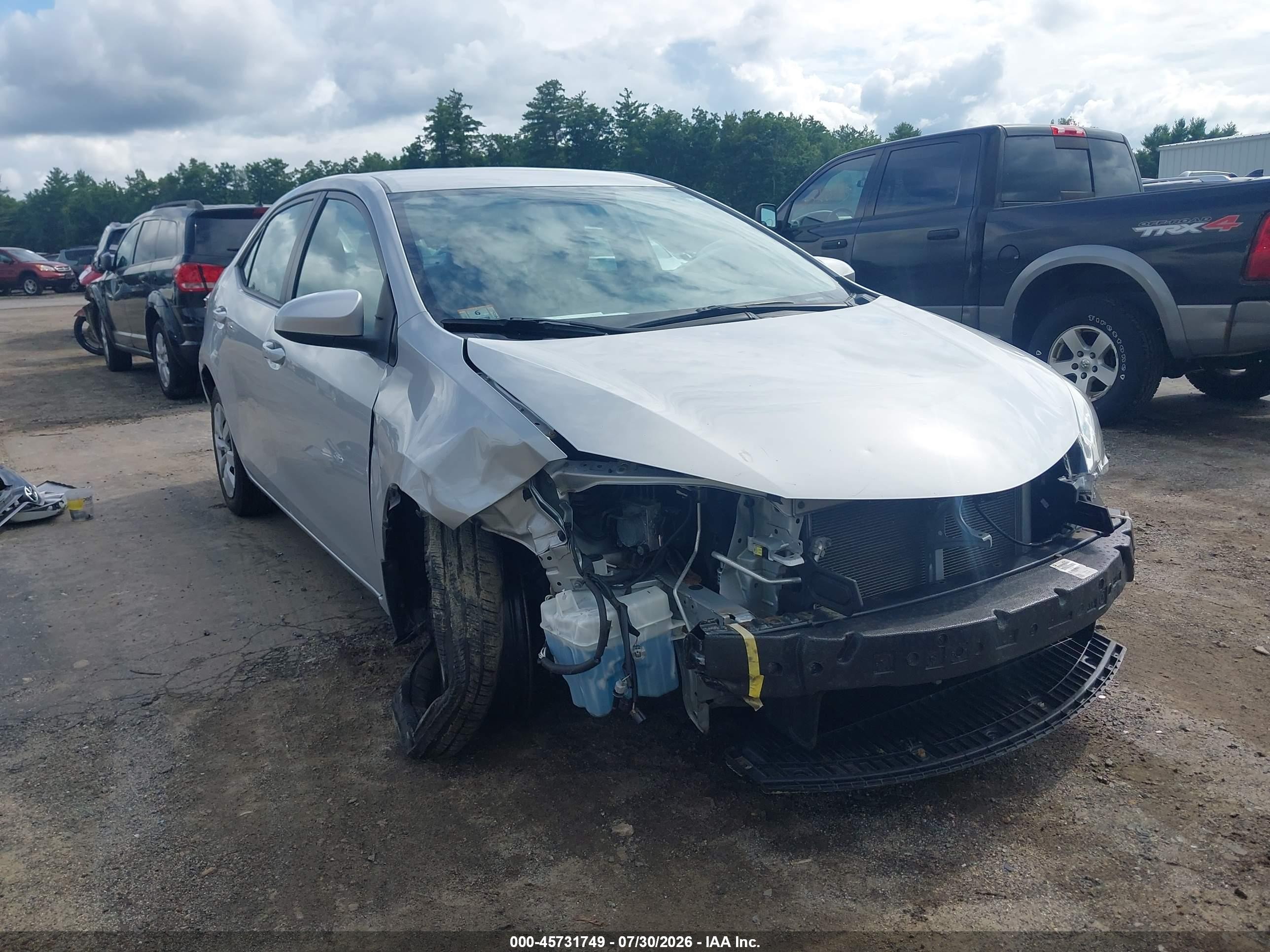 2015 Toyota Corolla Le Серебряный vin: 2T1BURHE9FC293624