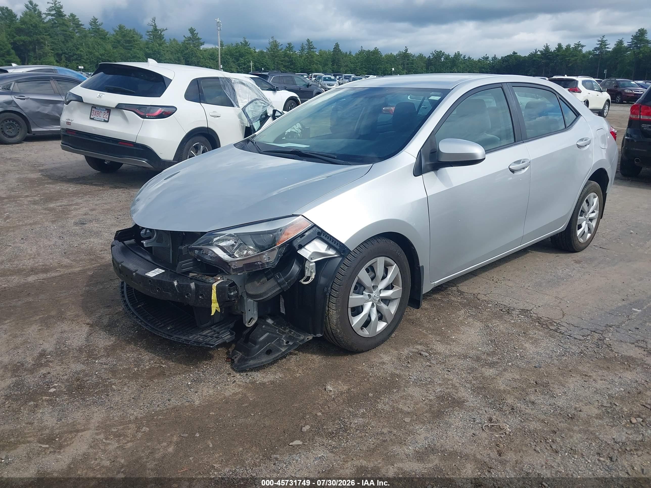 2015 Toyota Corolla Le Серебряный vin: 2T1BURHE9FC293624