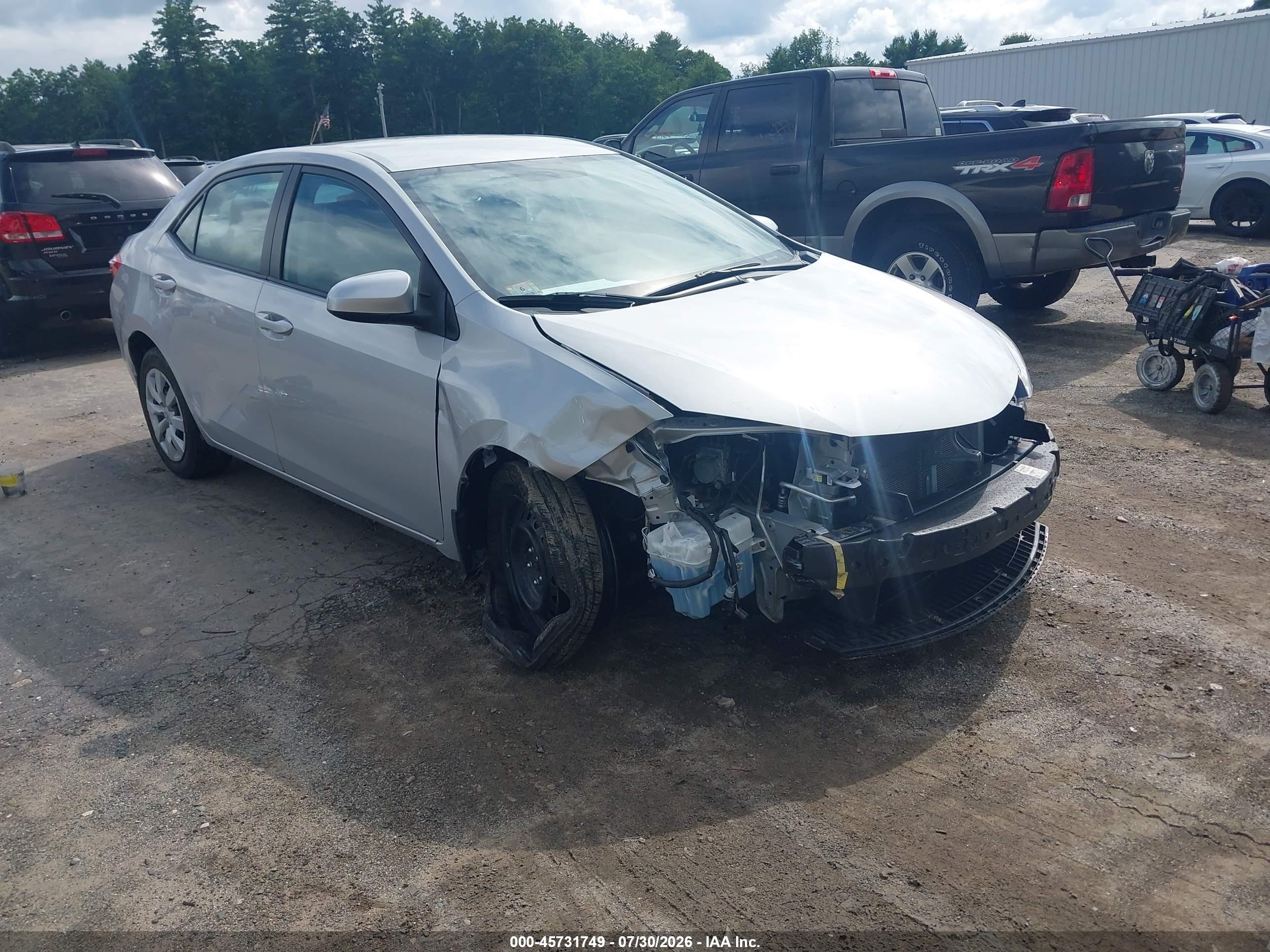 2015 Toyota Corolla Le Серебряный vin: 2T1BURHE9FC293624
