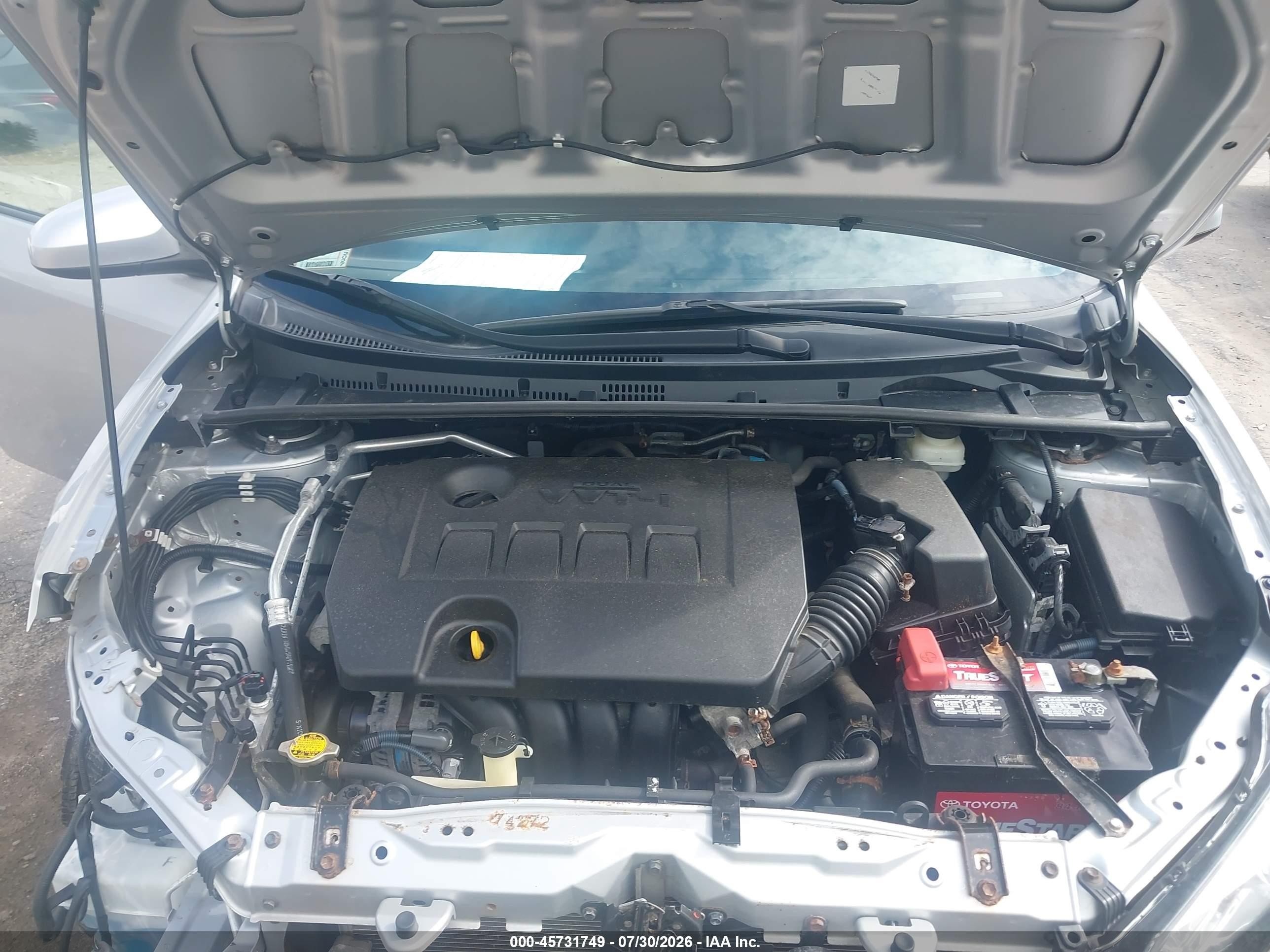 2015 Toyota Corolla Le Серебряный vin: 2T1BURHE9FC293624