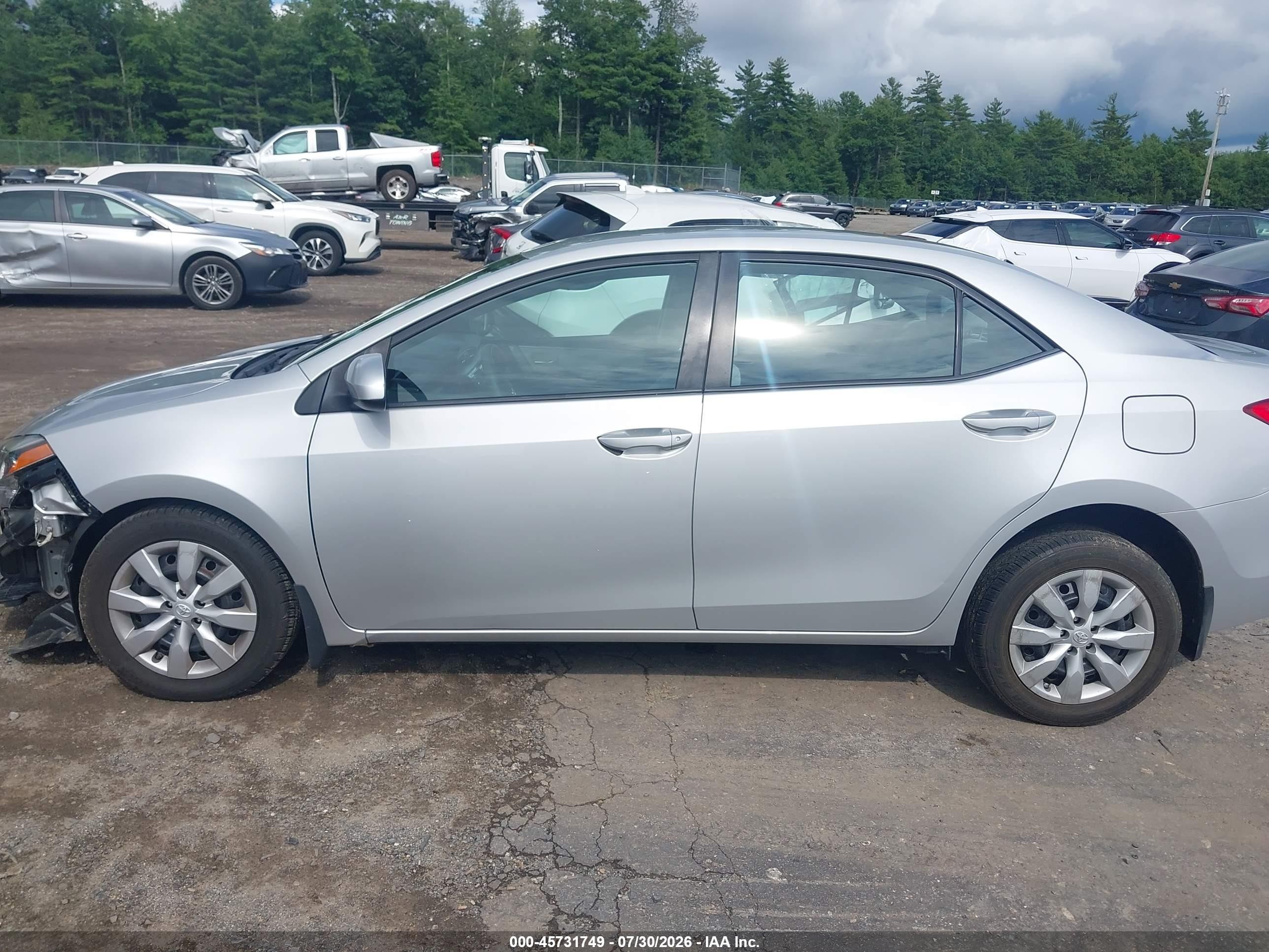 2015 Toyota Corolla Le Серебряный vin: 2T1BURHE9FC293624