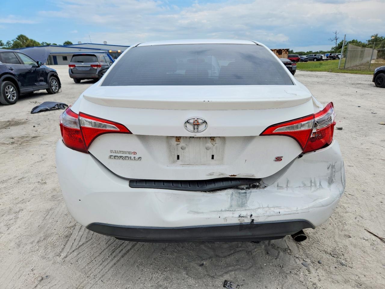 2015 Toyota Corolla S Plus White vin: 2T1BURHE9FC322894