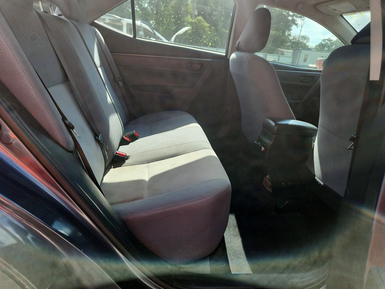 2015 Toyota Corolla L Серый vin: 2T1BURHE9FC323124