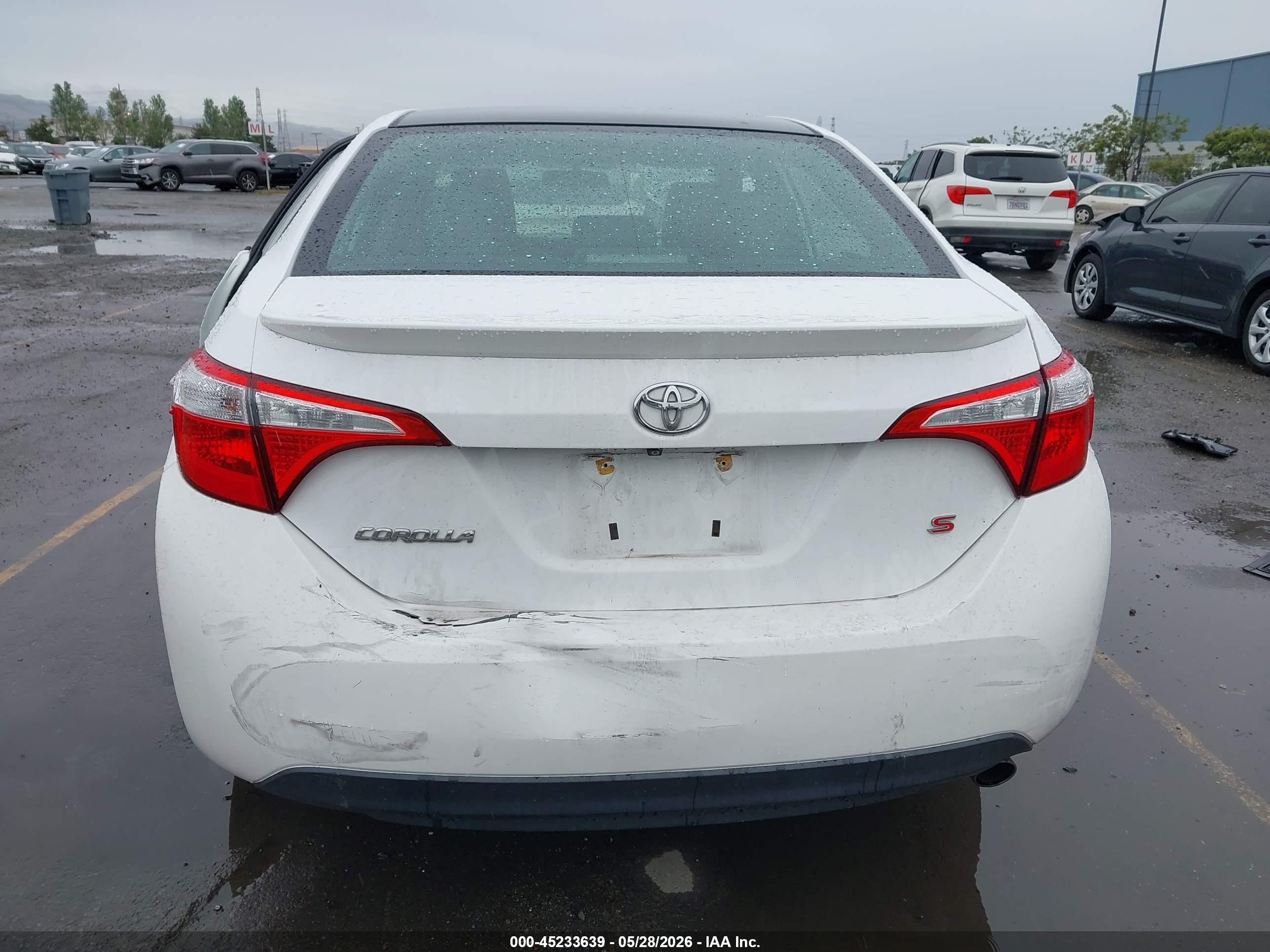 2015 Toyota Corolla S Plus Белый vin: 2T1BURHE9FC329439