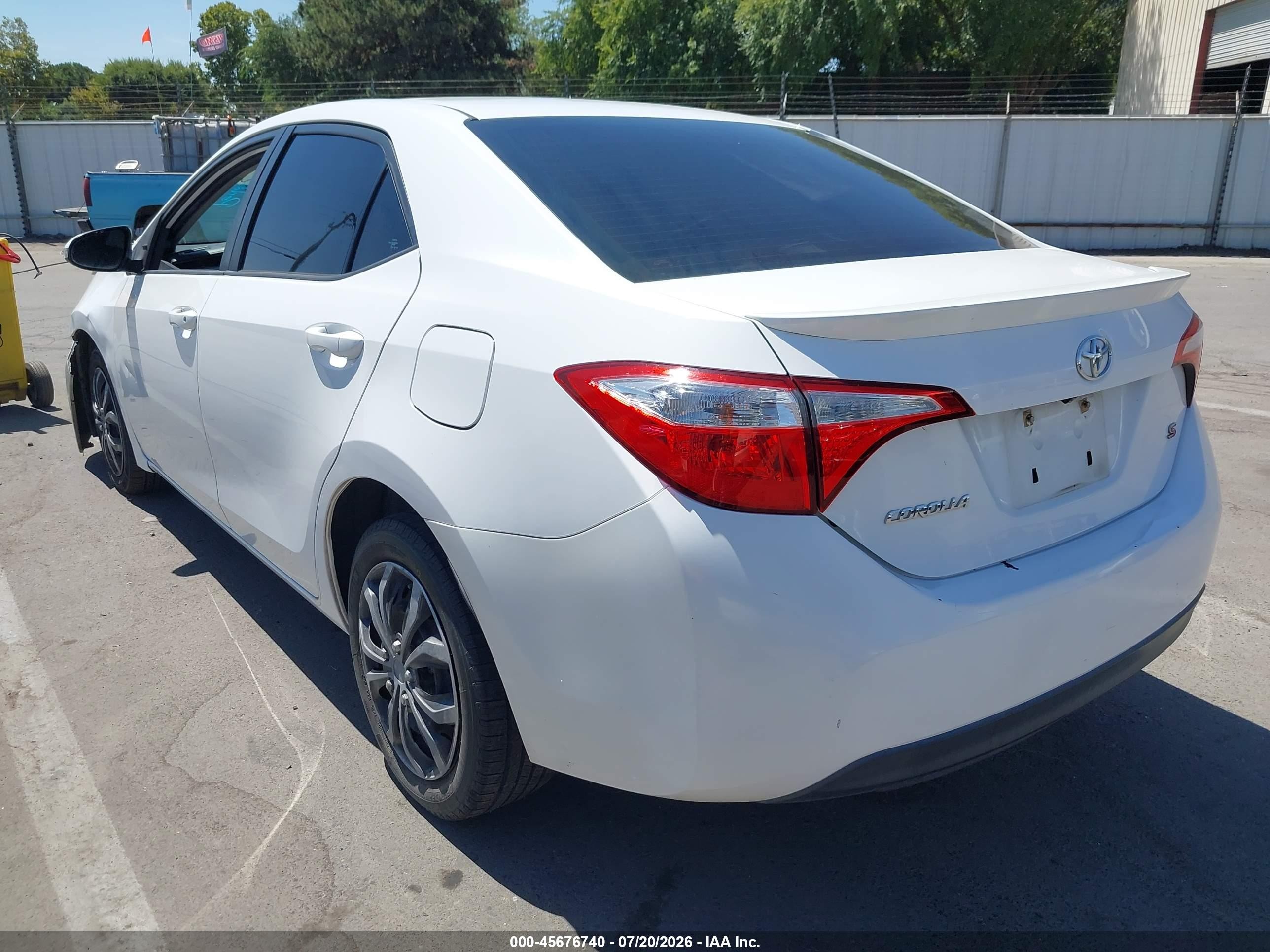 2015 Toyota Corolla S Белый vin: 2T1BURHE9FC333569