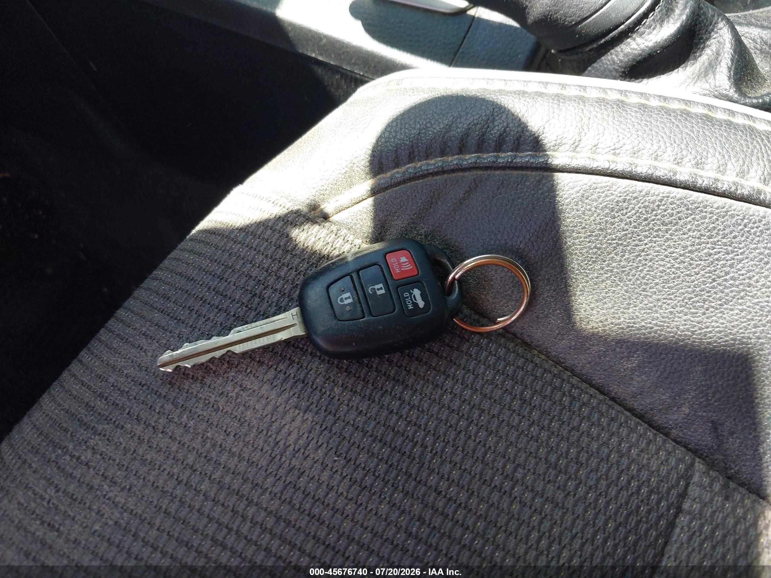 2015 Toyota Corolla S Белый vin: 2T1BURHE9FC333569