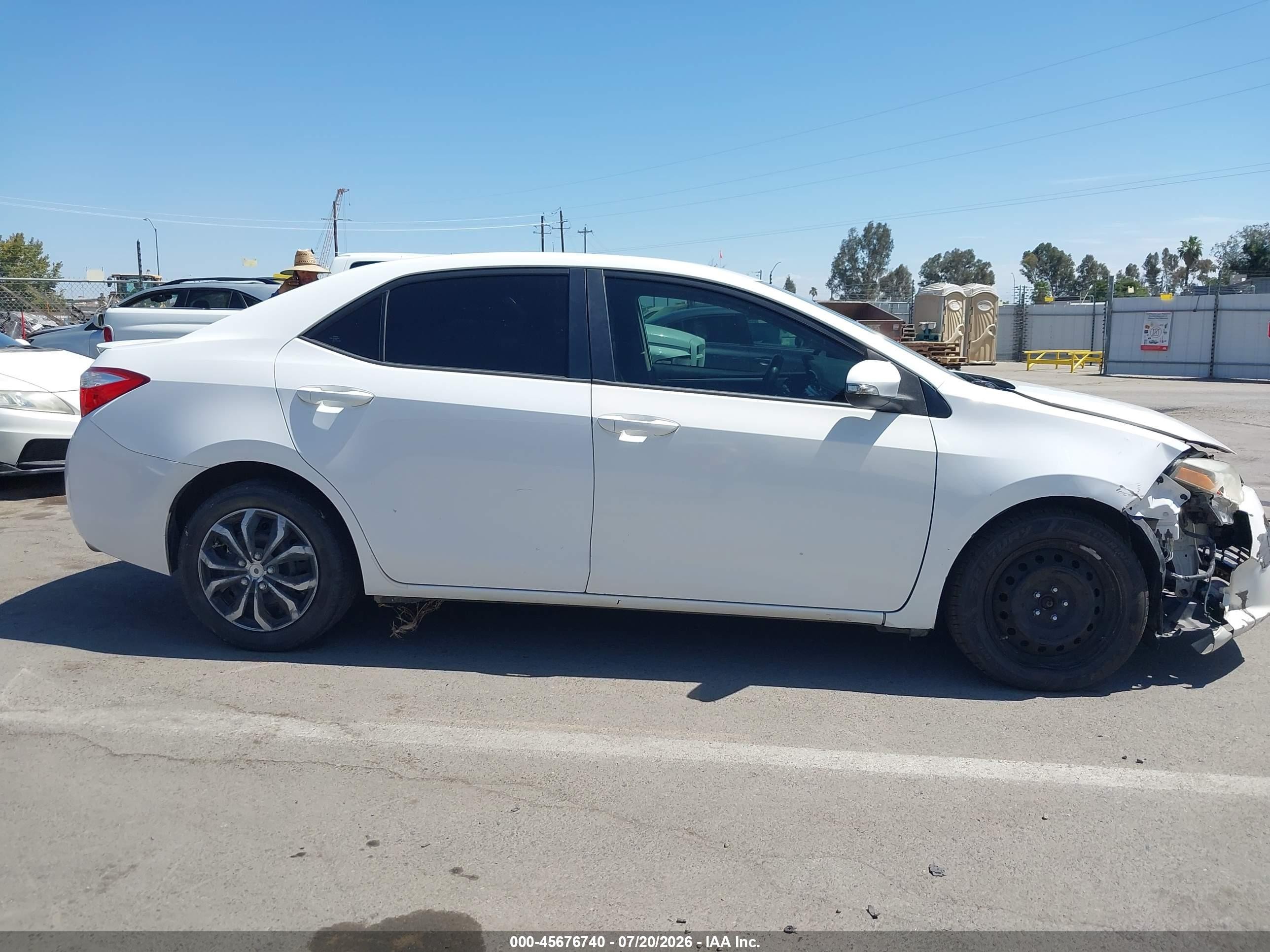 2015 Toyota Corolla S Белый vin: 2T1BURHE9FC333569