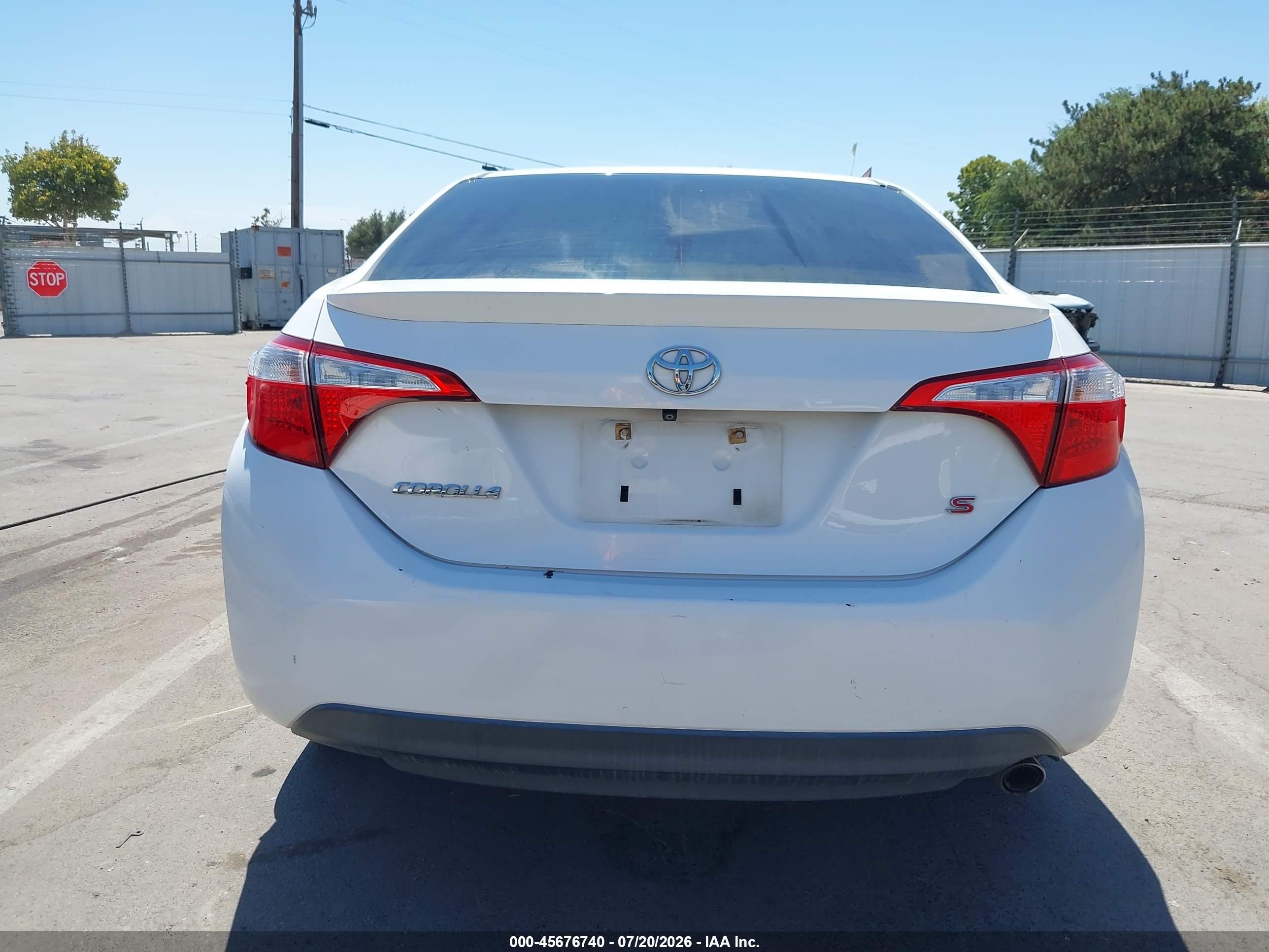 2015 Toyota Corolla S Белый vin: 2T1BURHE9FC333569