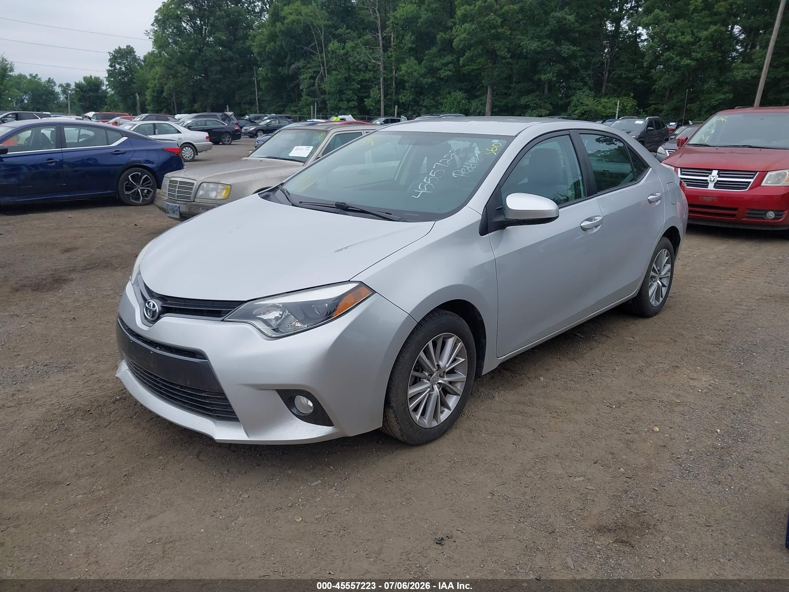 2015 Toyota Corolla Le Plus Silver vin: 2T1BURHE9FC338271