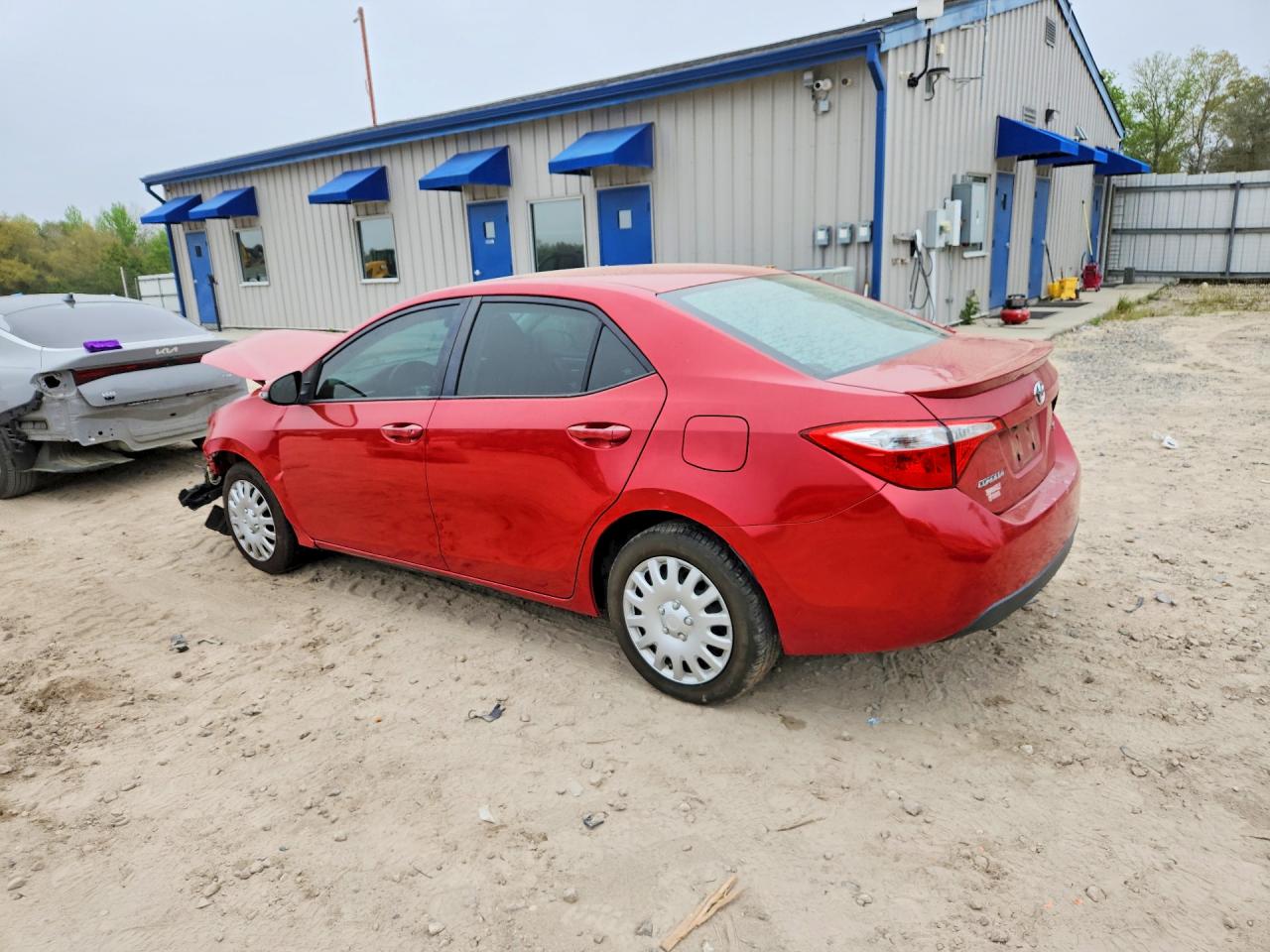 2015 Toyota Corolla S Red vin: 2T1BURHE9FC353174