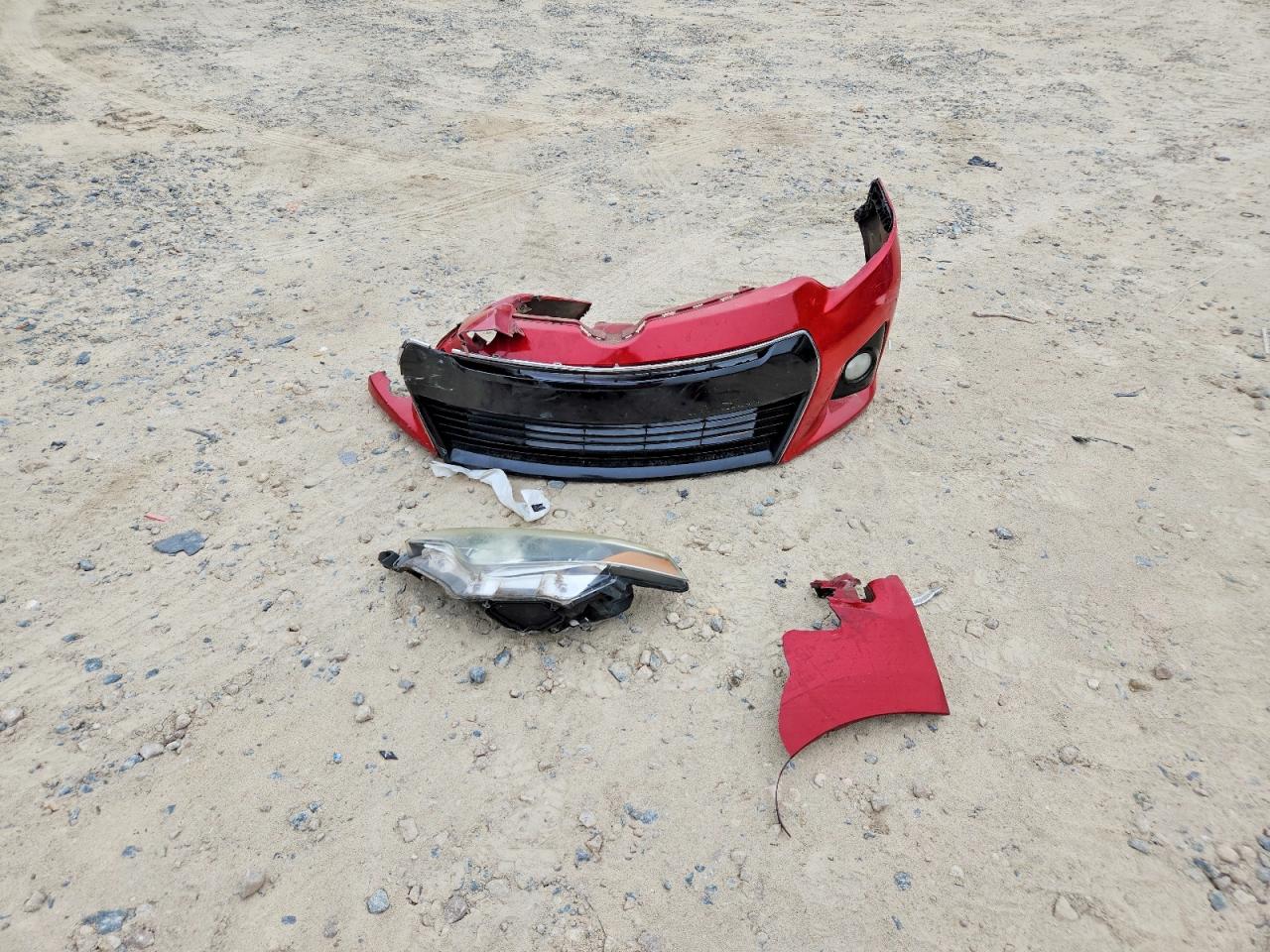 2015 Toyota Corolla S Red vin: 2T1BURHE9FC353174
