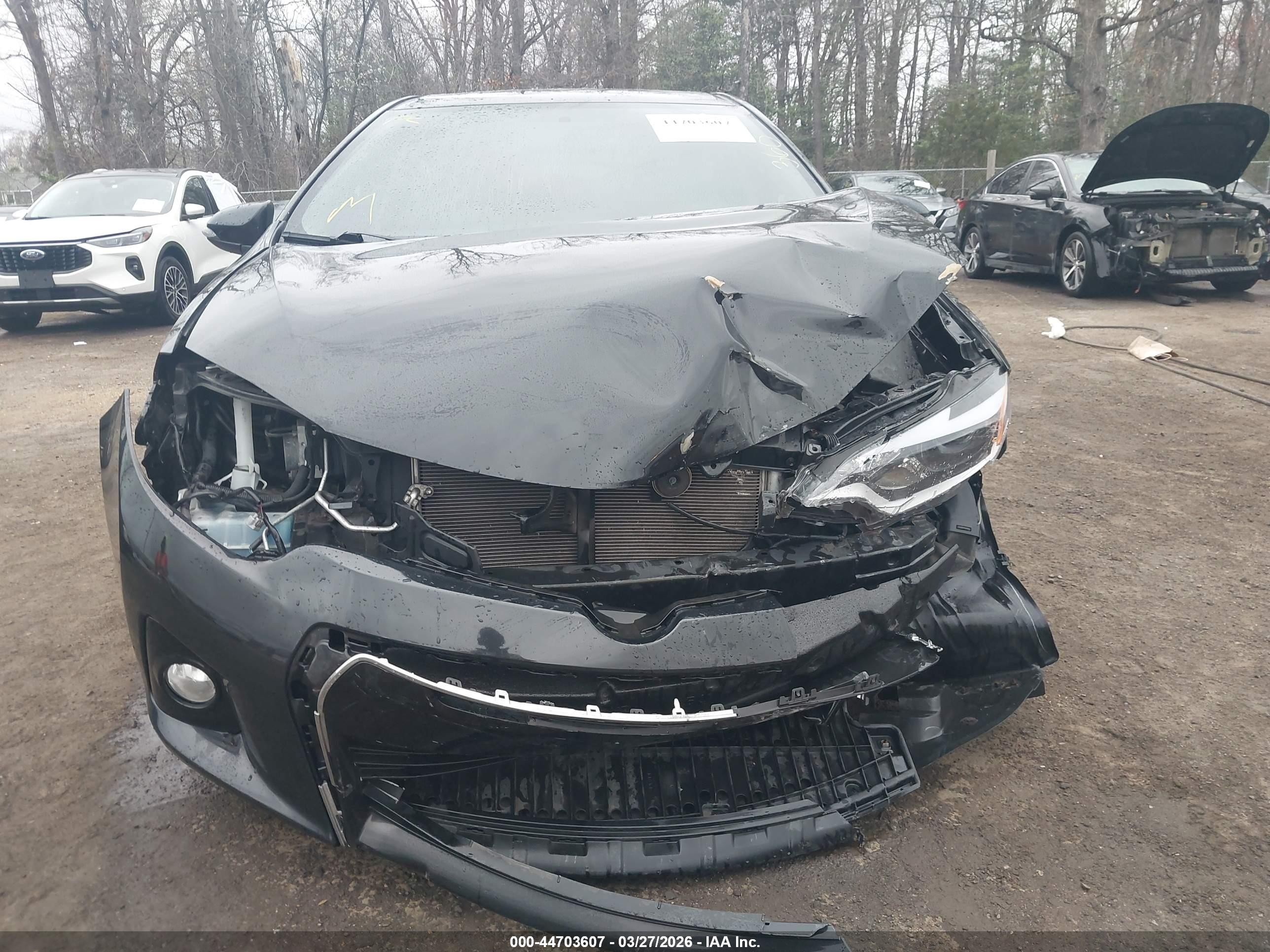 2015 Toyota Corolla S Plus Черный vin: 2T1BURHE9FC364112