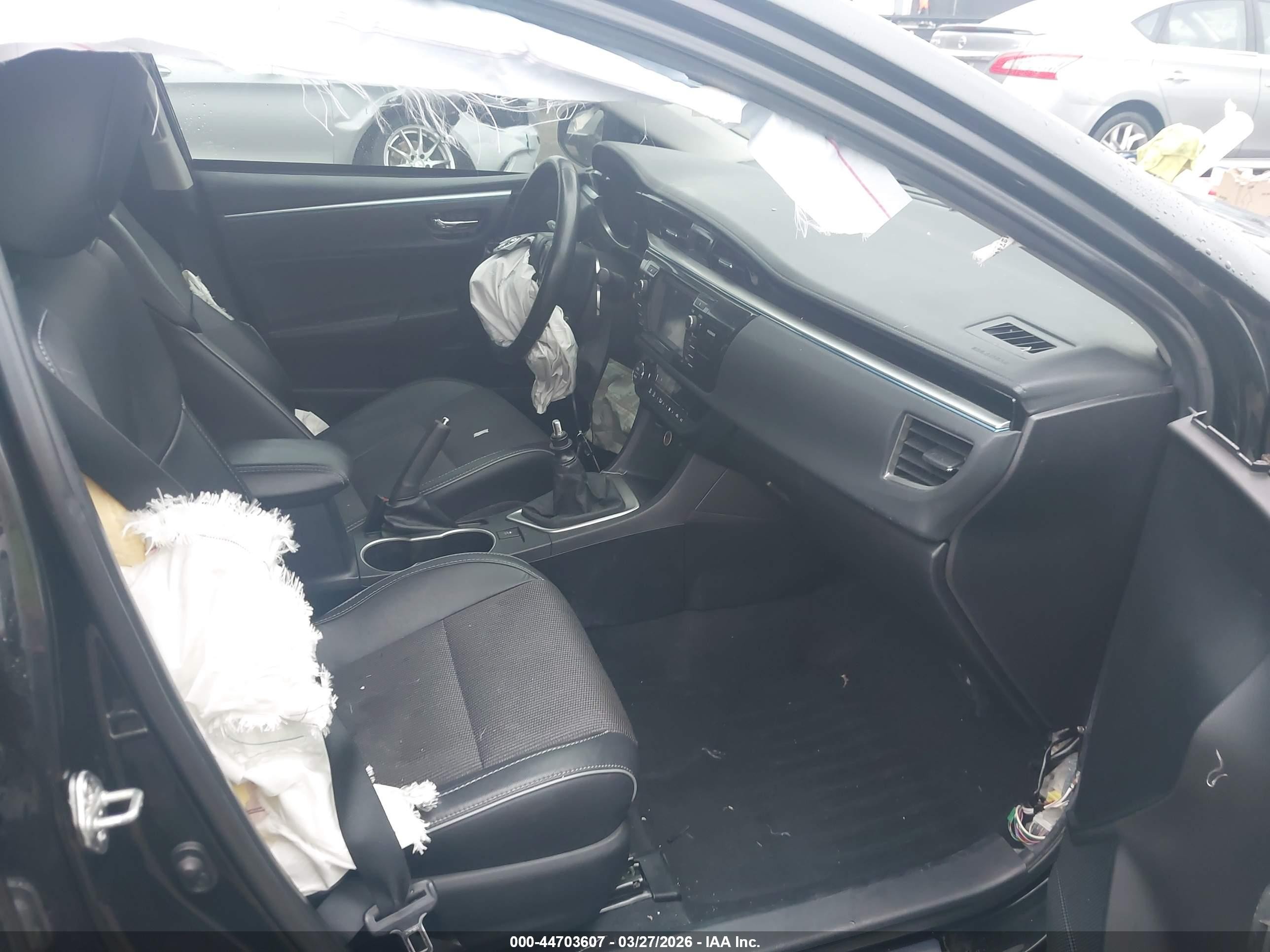 2015 Toyota Corolla S Plus Черный vin: 2T1BURHE9FC364112