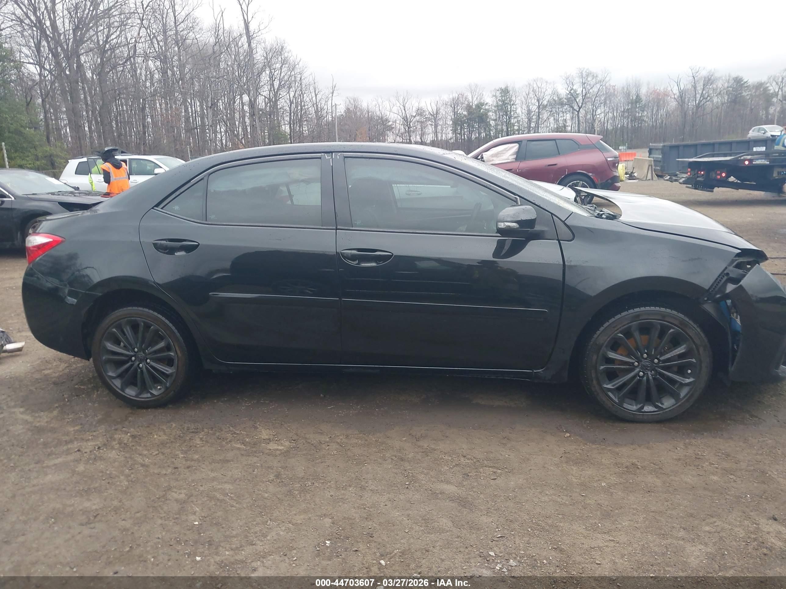2015 Toyota Corolla S Plus Черный vin: 2T1BURHE9FC364112