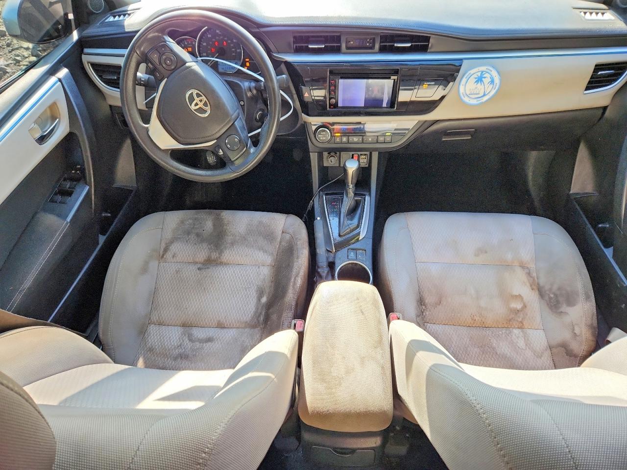 2015 Toyota Corolla Le Серебряный vin: 2T1BURHE9FC373103