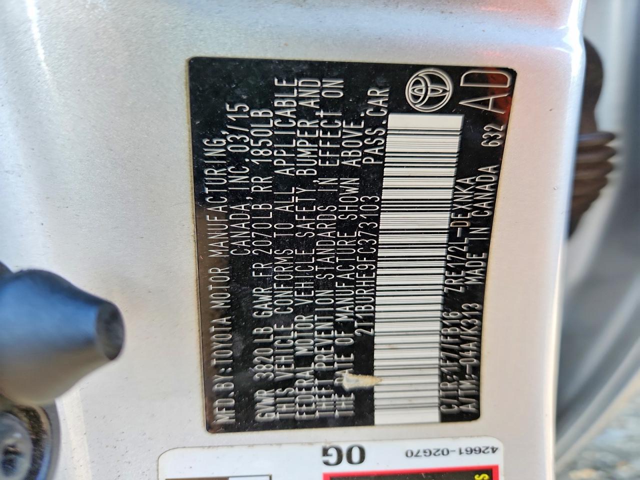 2015 Toyota Corolla Le Серебряный vin: 2T1BURHE9FC373103