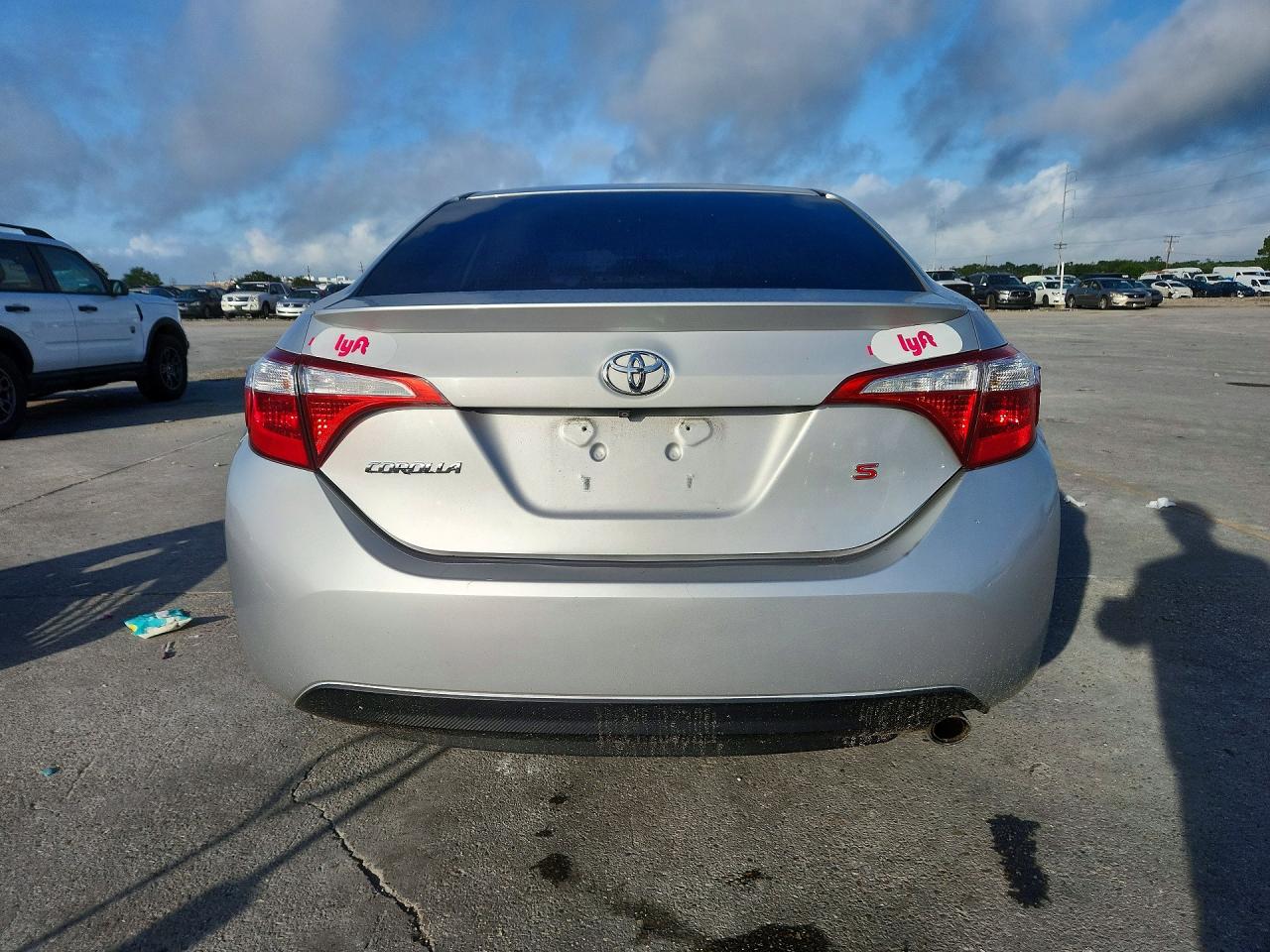 2015 Toyota Corolla S Silver vin: 2T1BURHE9FC397384