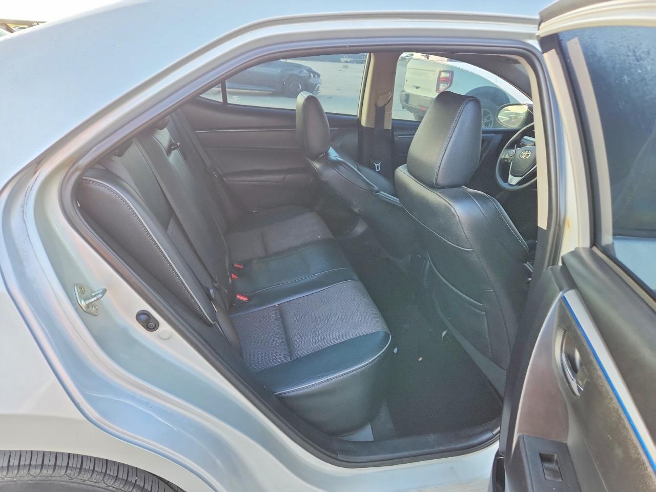 2015 Toyota Corolla S Silver vin: 2T1BURHE9FC397384