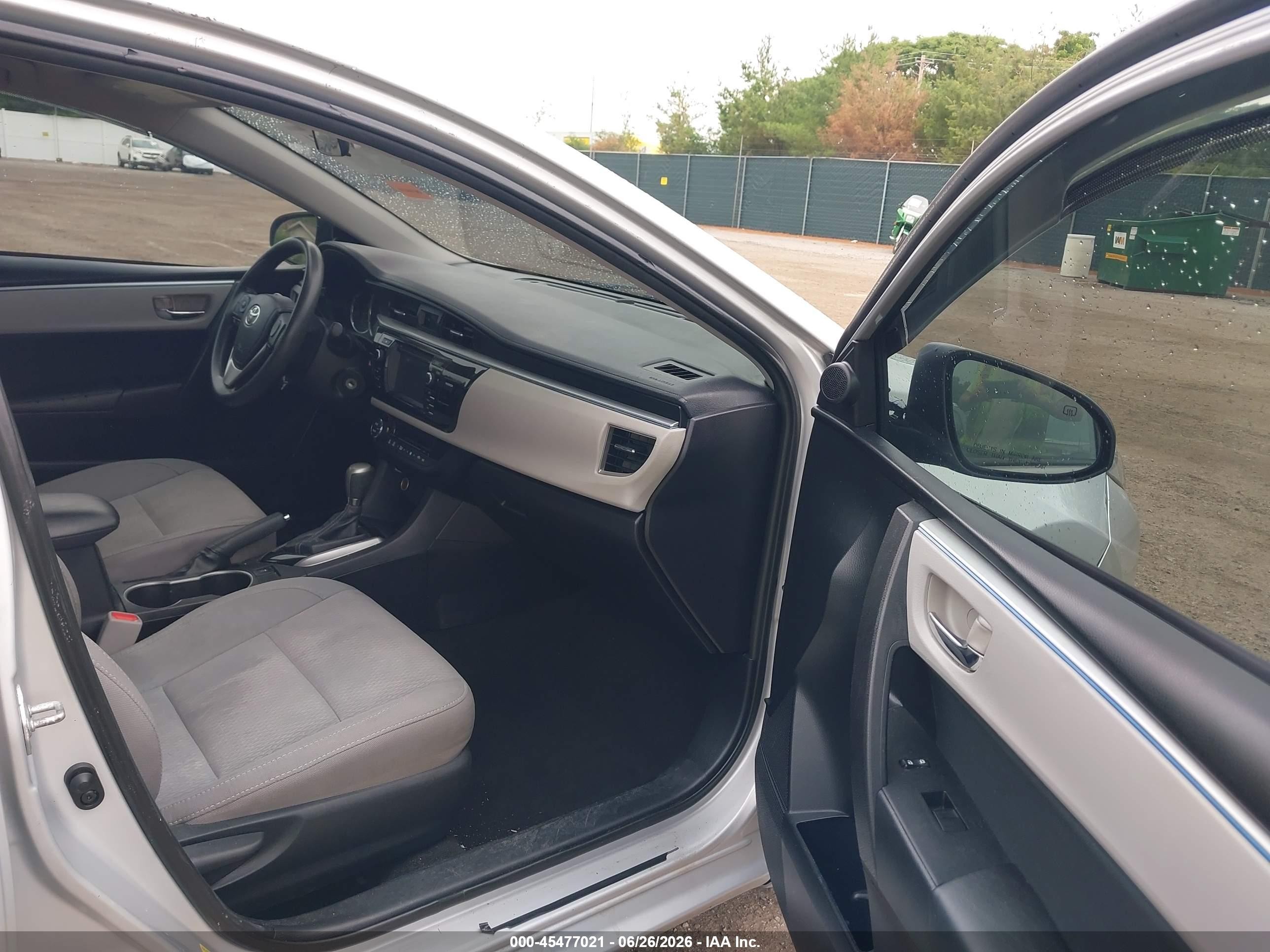 2015 Toyota Corolla Le Silver vin: 2T1BURHE9FC404706