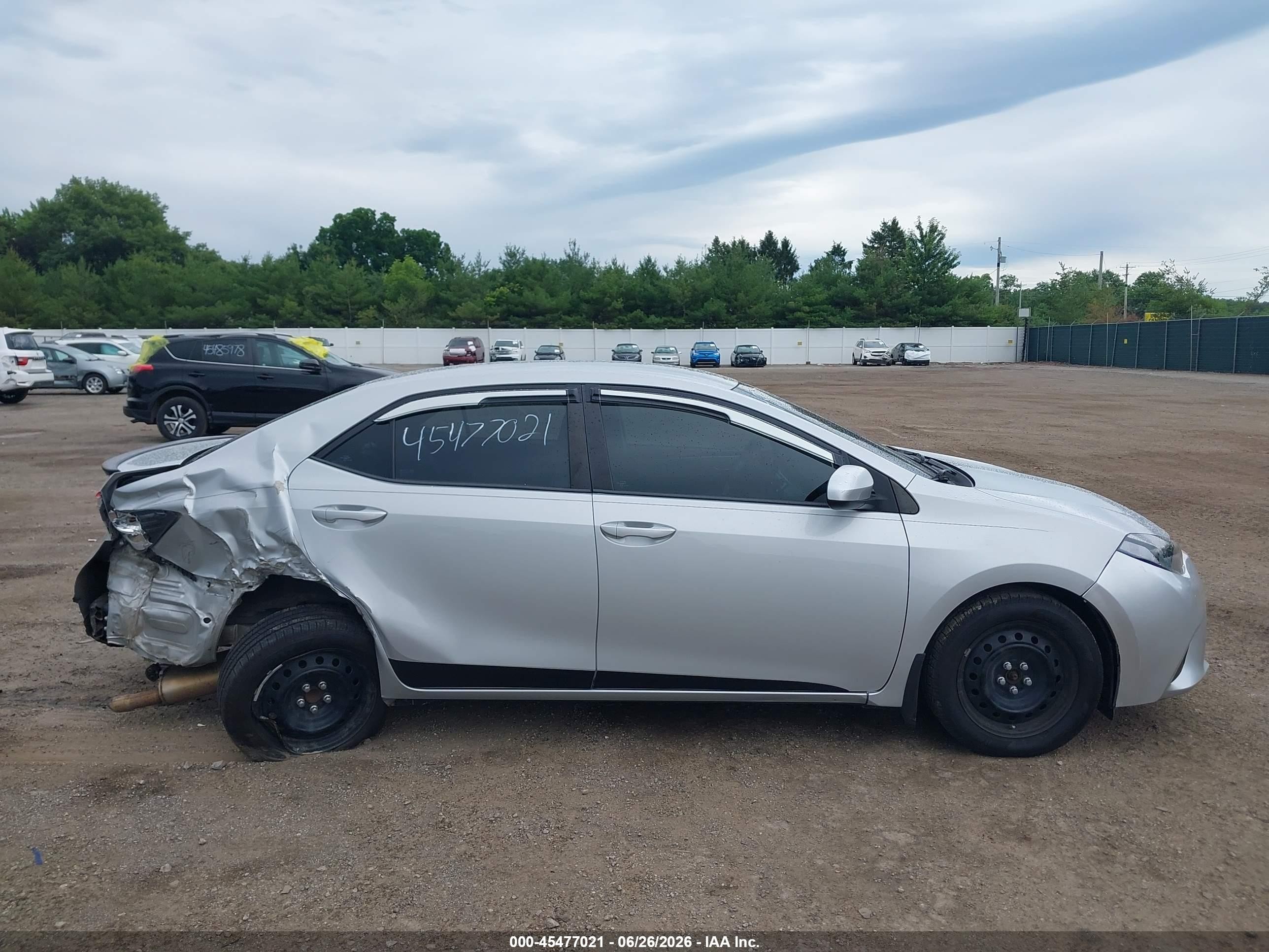 2015 Toyota Corolla Le Silver vin: 2T1BURHE9FC404706