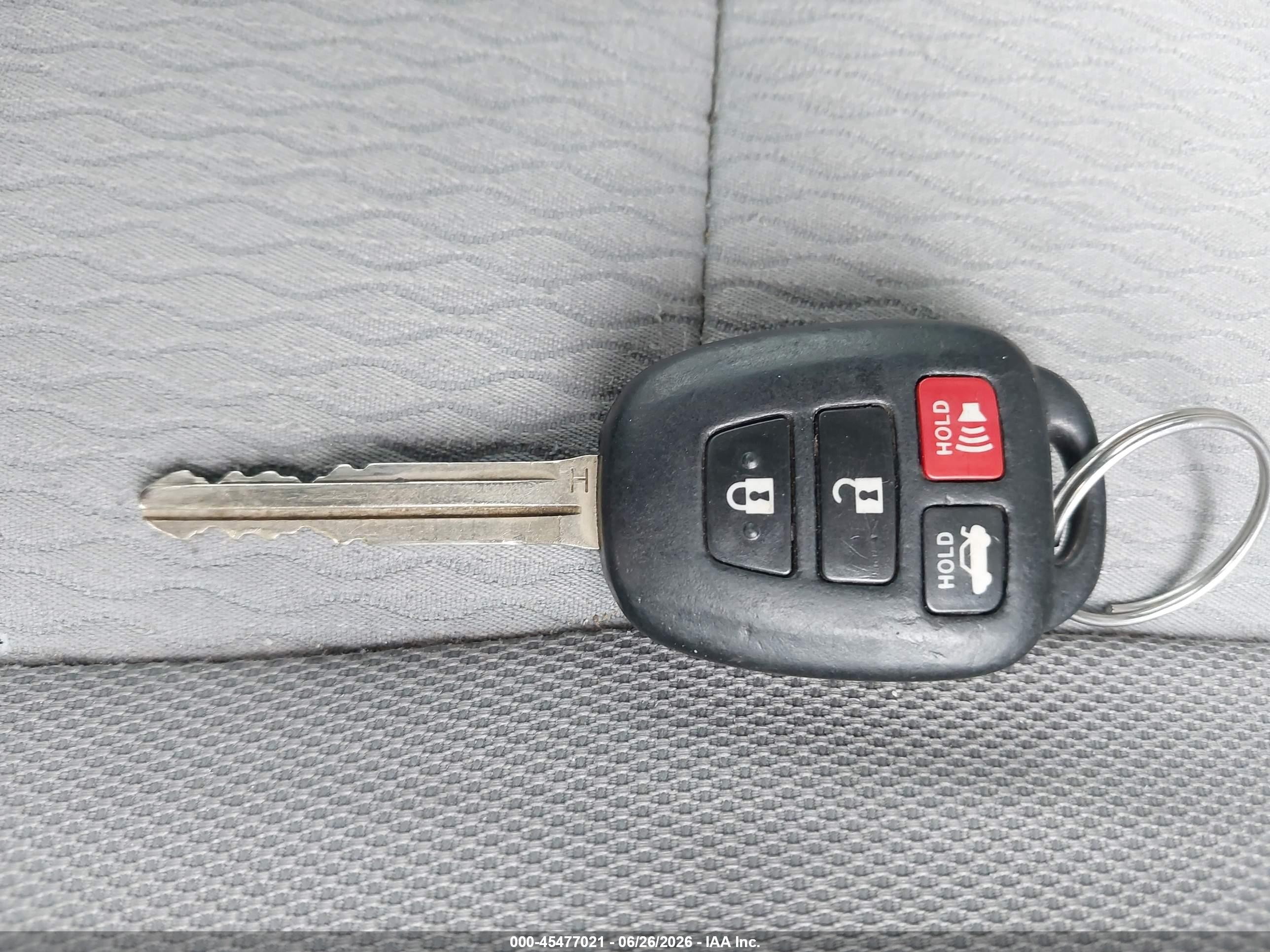 2015 Toyota Corolla Le Silver vin: 2T1BURHE9FC404706