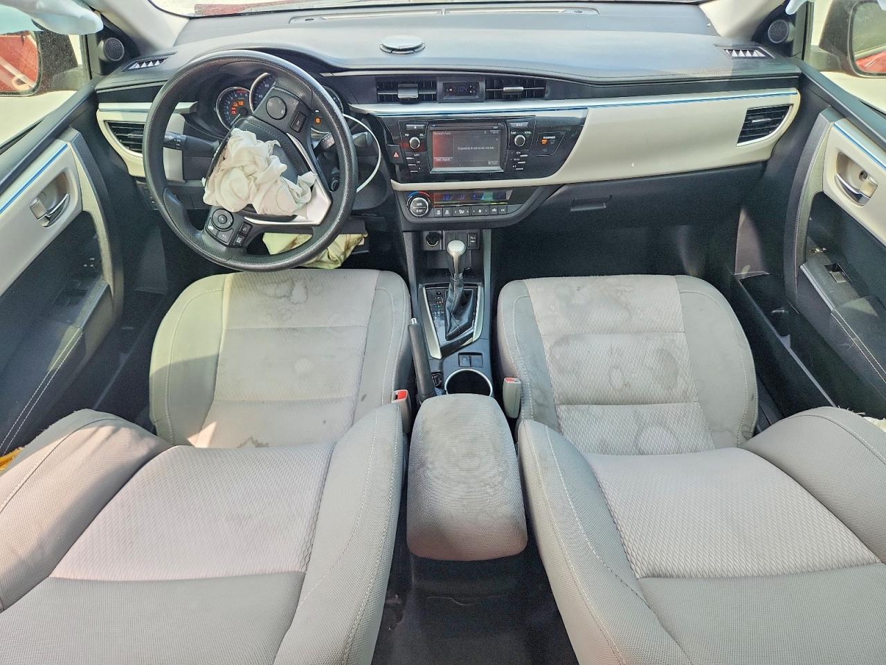 2015 Toyota Corolla Le Red vin: 2T1BURHE9FC412952