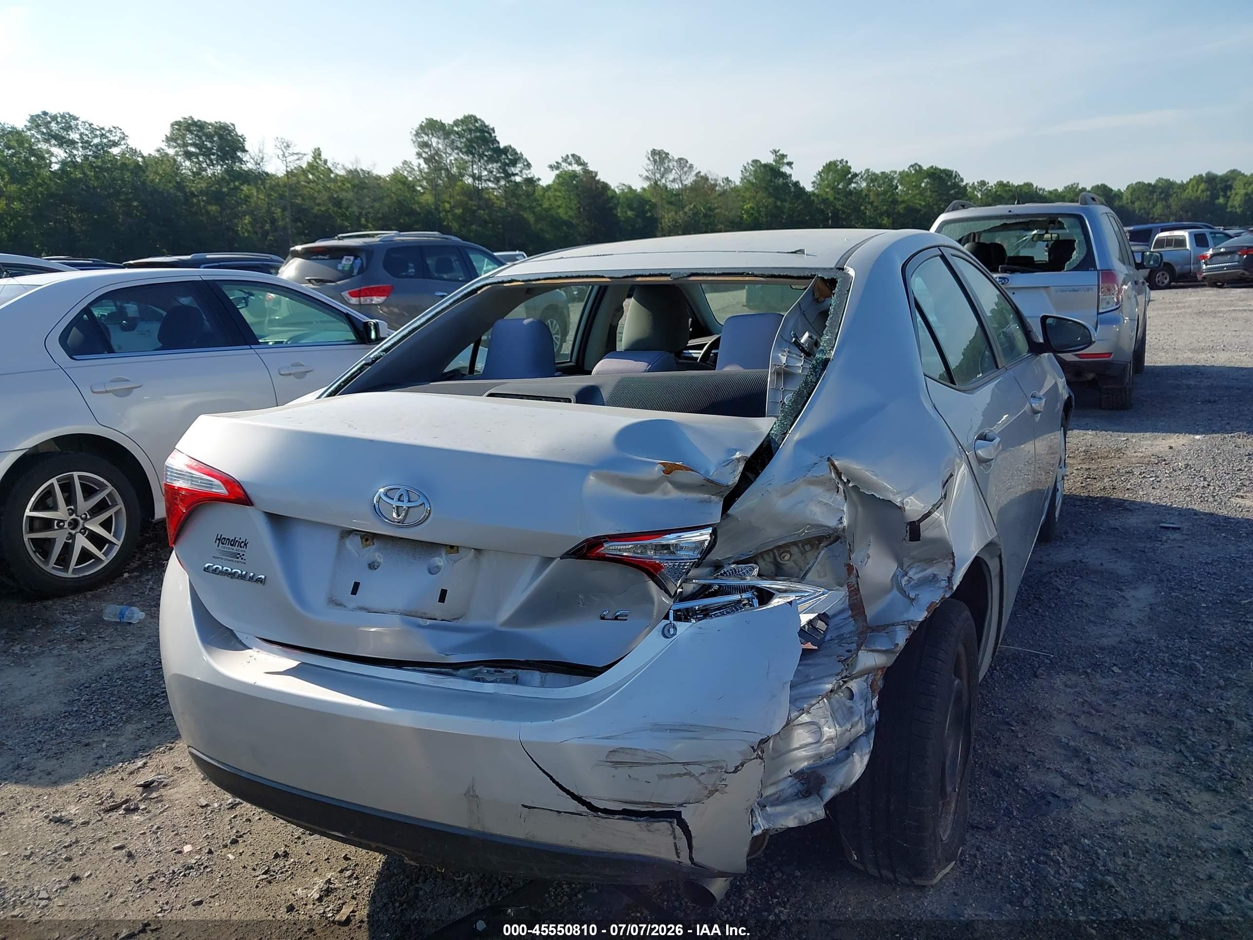2015 Toyota Corolla Le vin: 2T1BURHE9FC419125