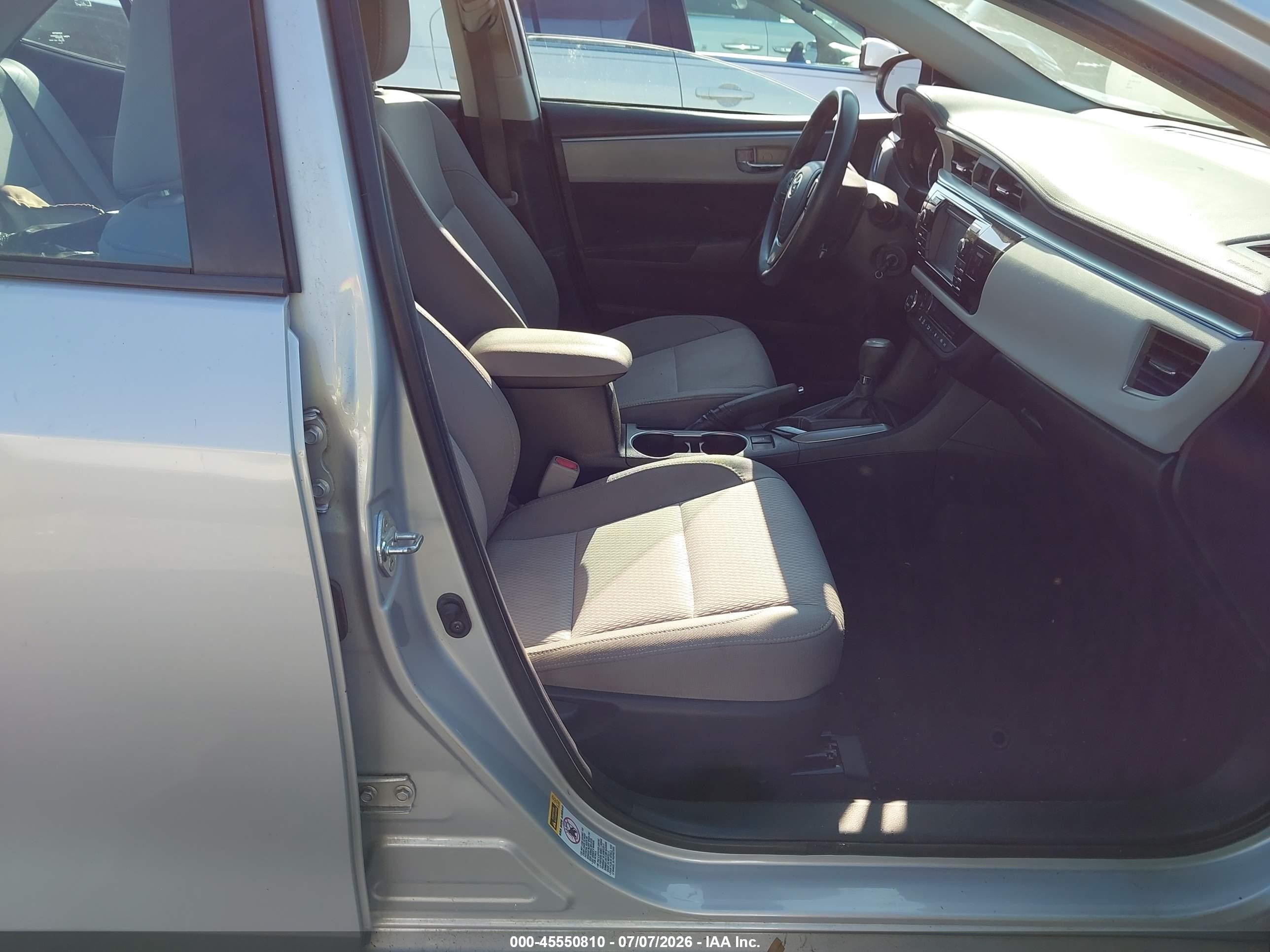 2015 Toyota Corolla Le vin: 2T1BURHE9FC419125