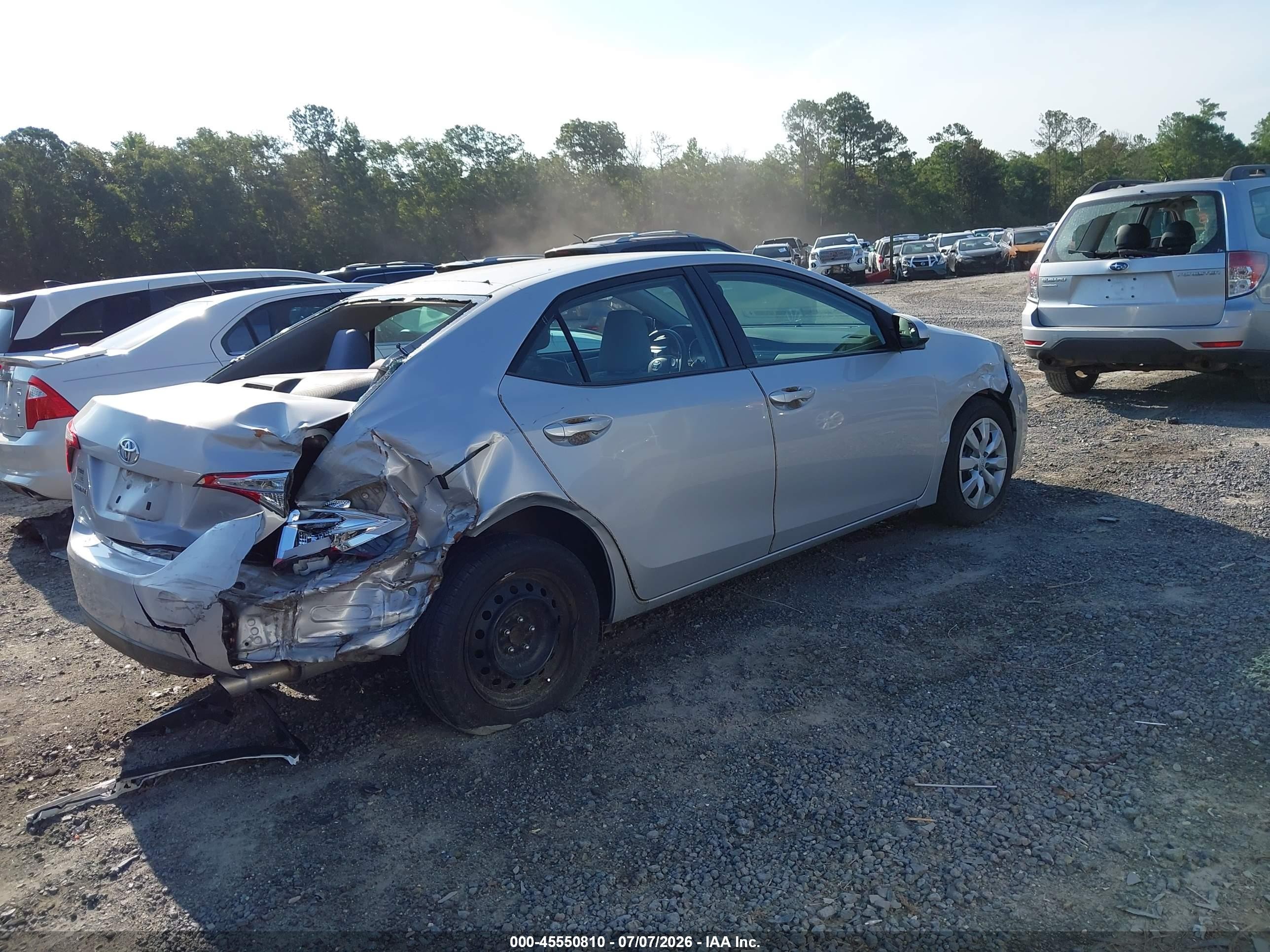 2015 Toyota Corolla Le vin: 2T1BURHE9FC419125