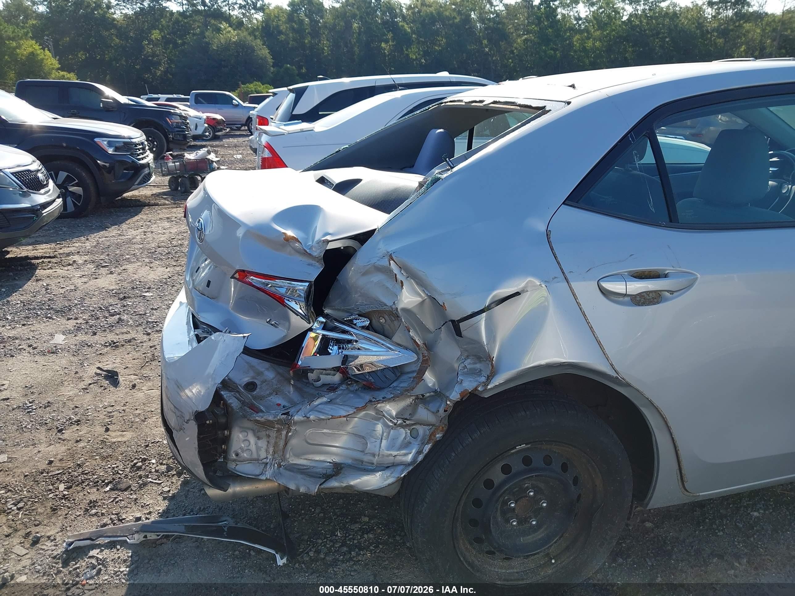 2015 Toyota Corolla Le vin: 2T1BURHE9FC419125