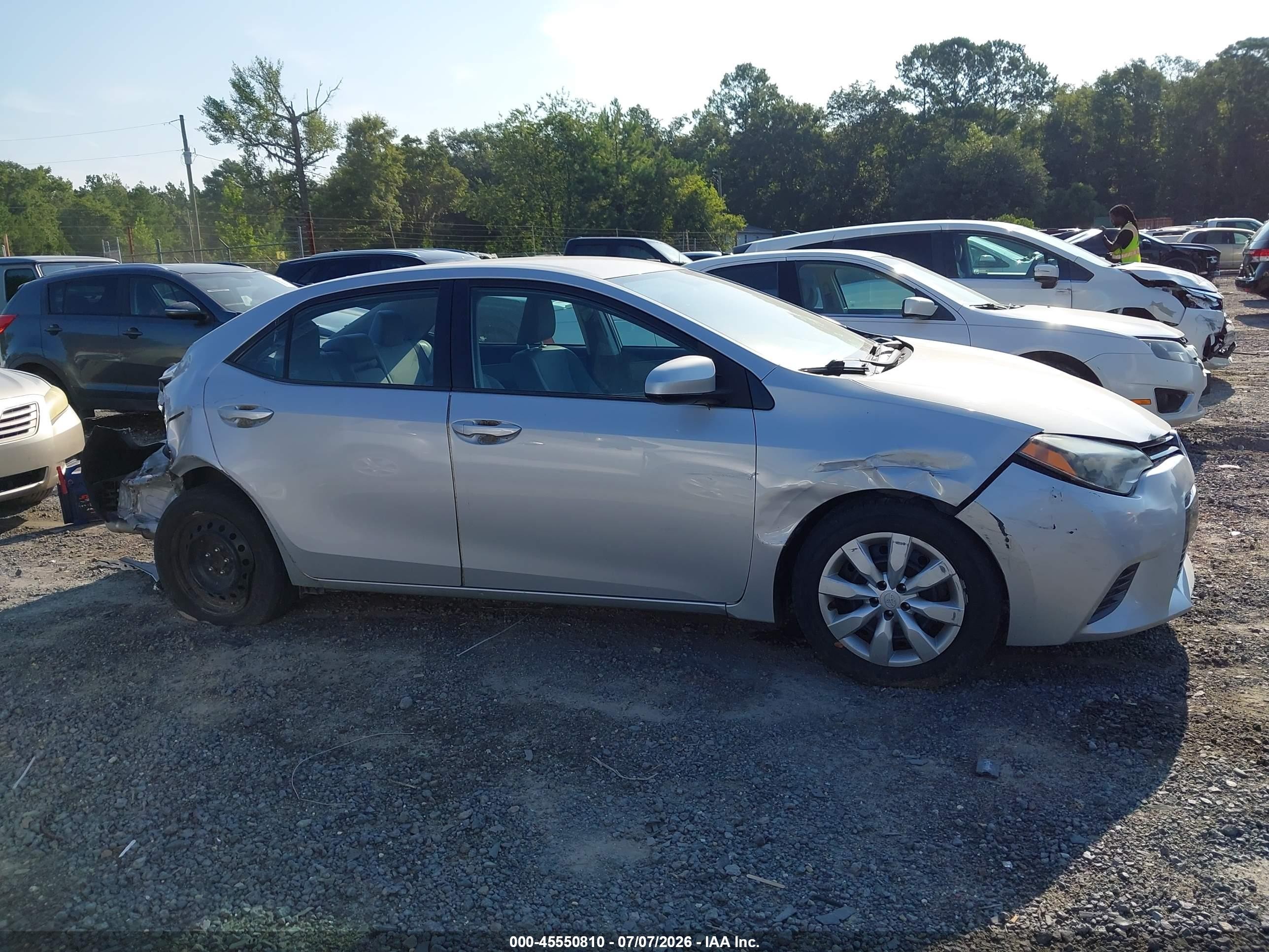 2015 Toyota Corolla Le vin: 2T1BURHE9FC419125