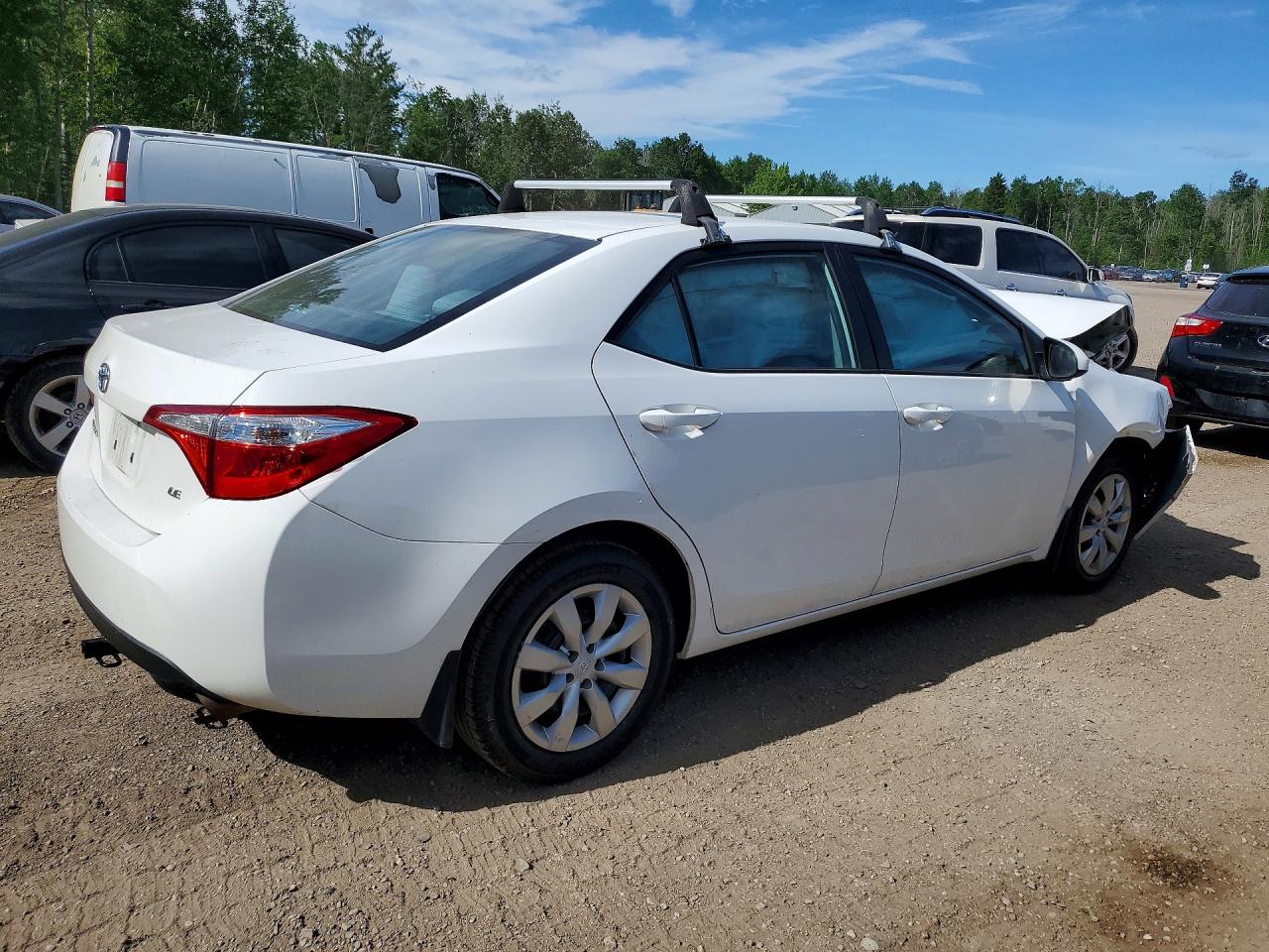 2015 Toyota Corolla L White vin: 2T1BURHE9FC445417