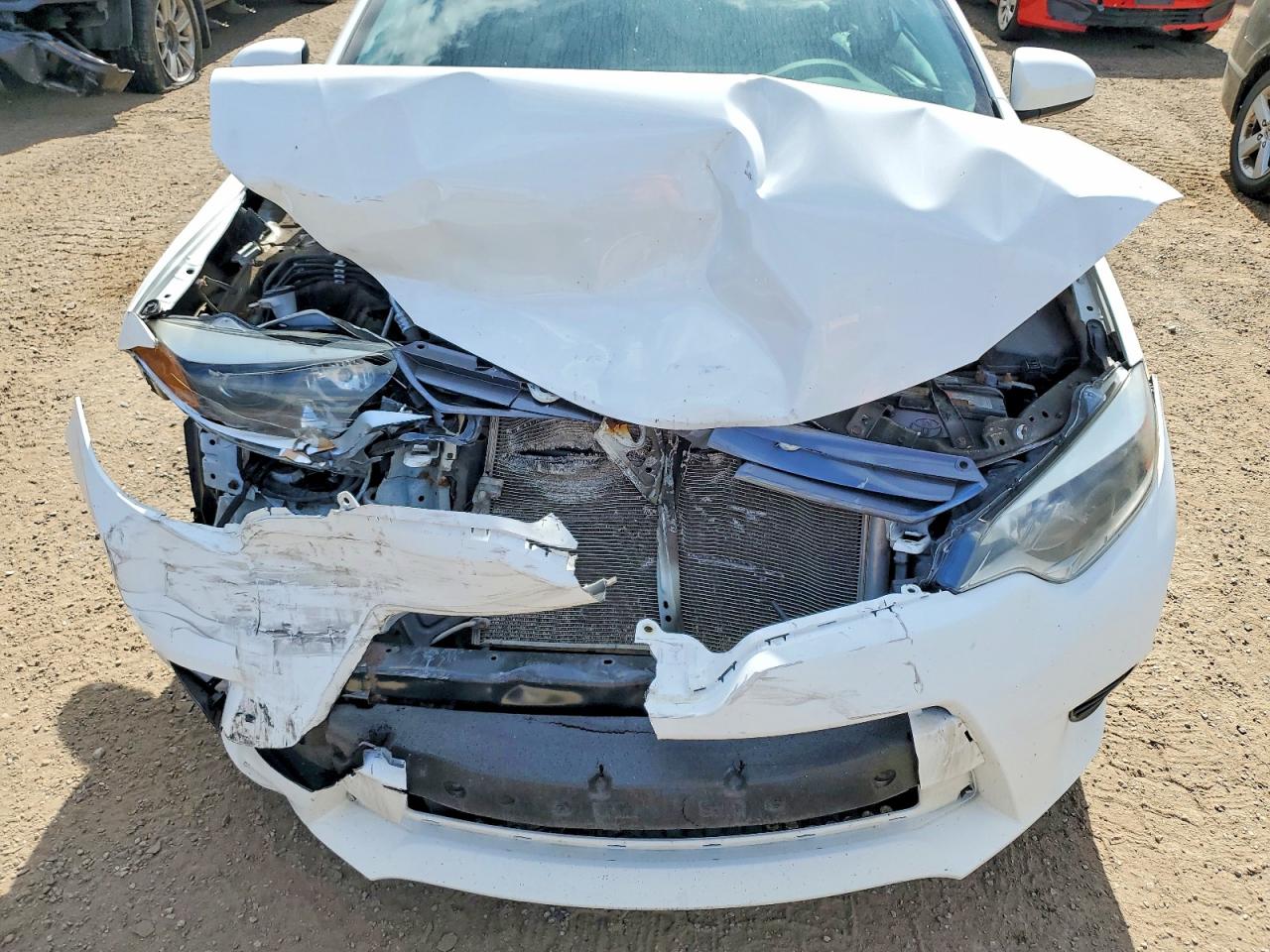 2015 Toyota Corolla L White vin: 2T1BURHE9FC445417