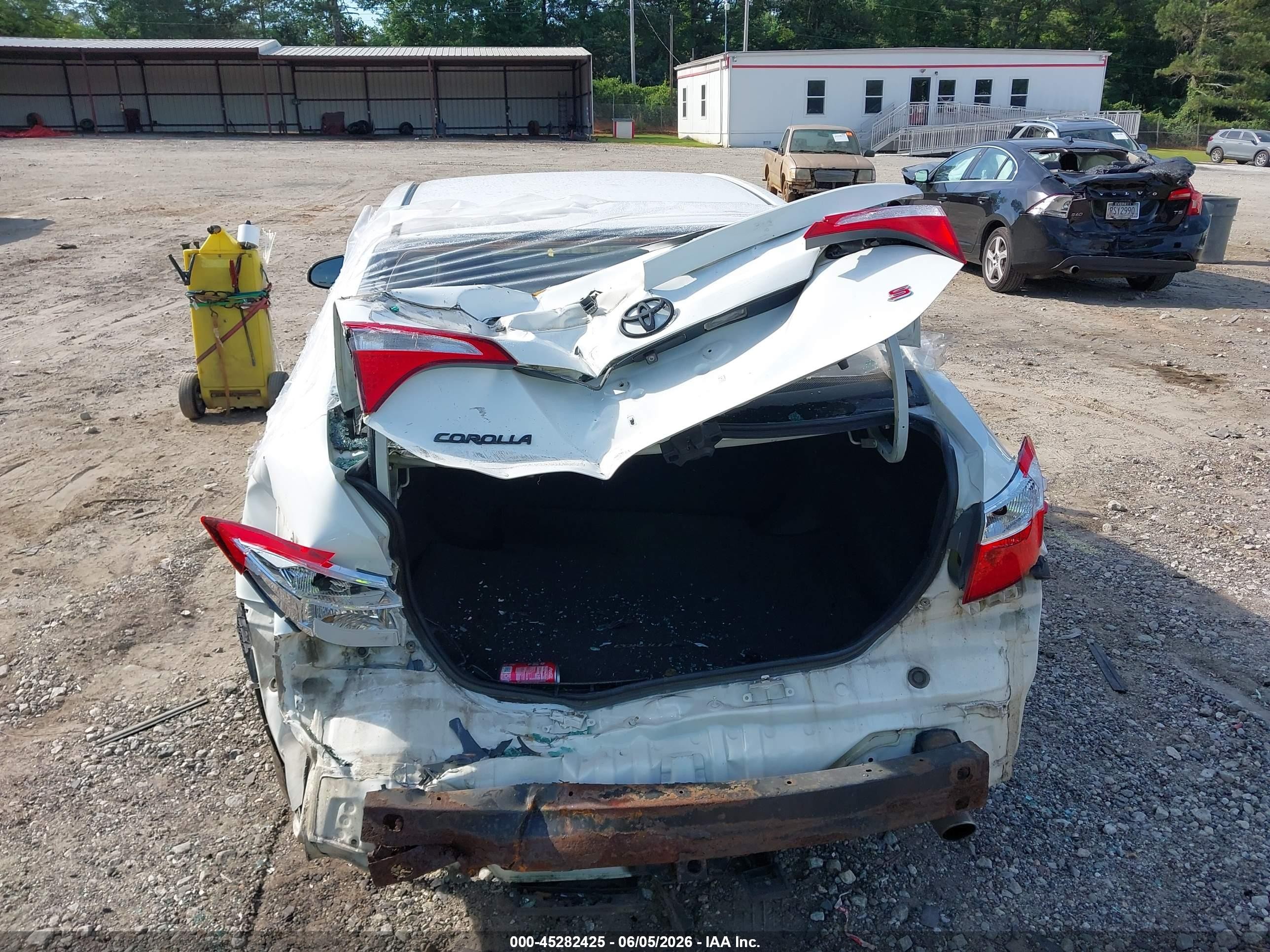 2015 Toyota Corolla S Plus White vin: 2T1BURHE9FC451895