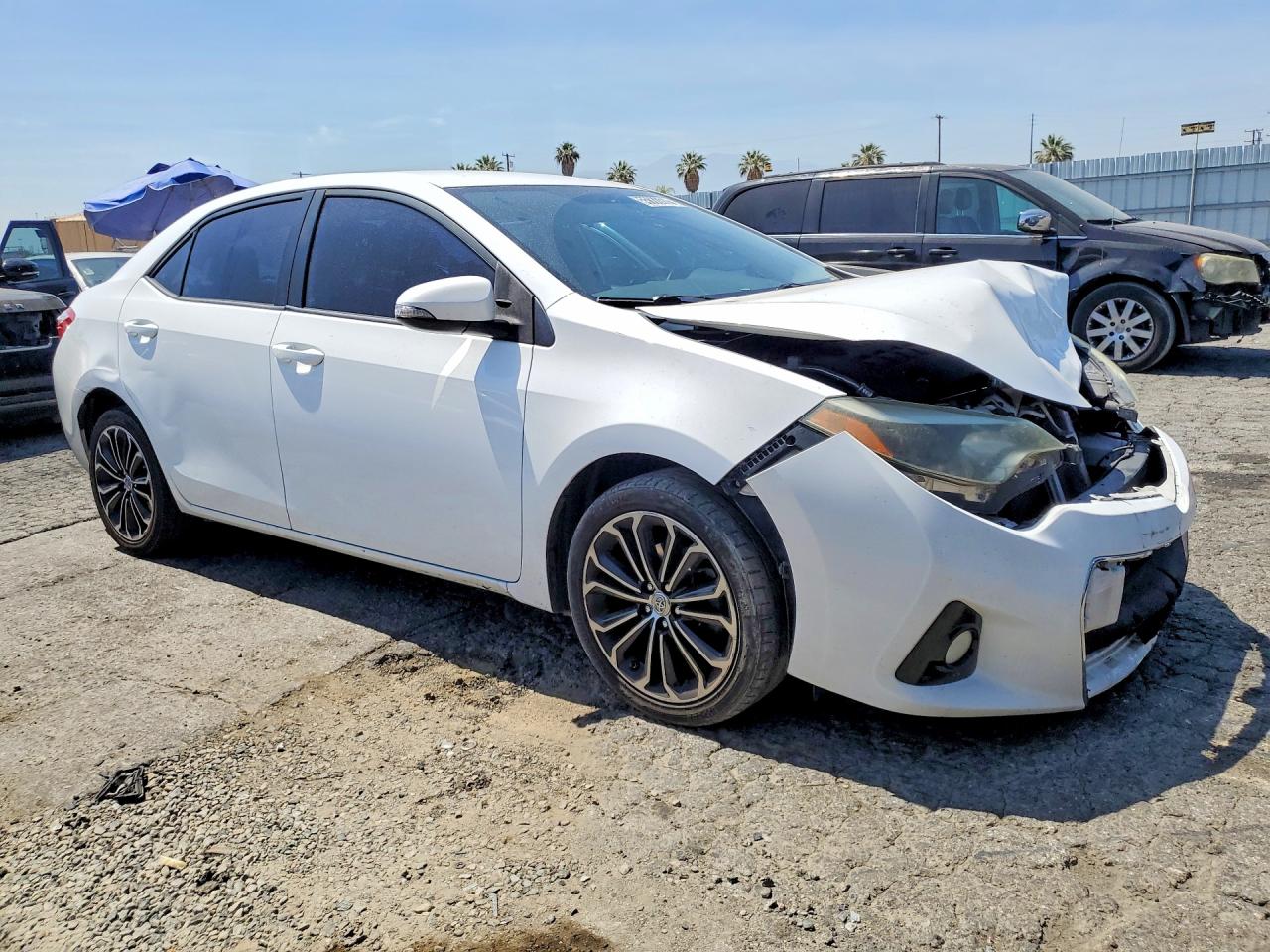 2015 Toyota Corolla S Plus Белый vin: 2T1BURHE9FC469166