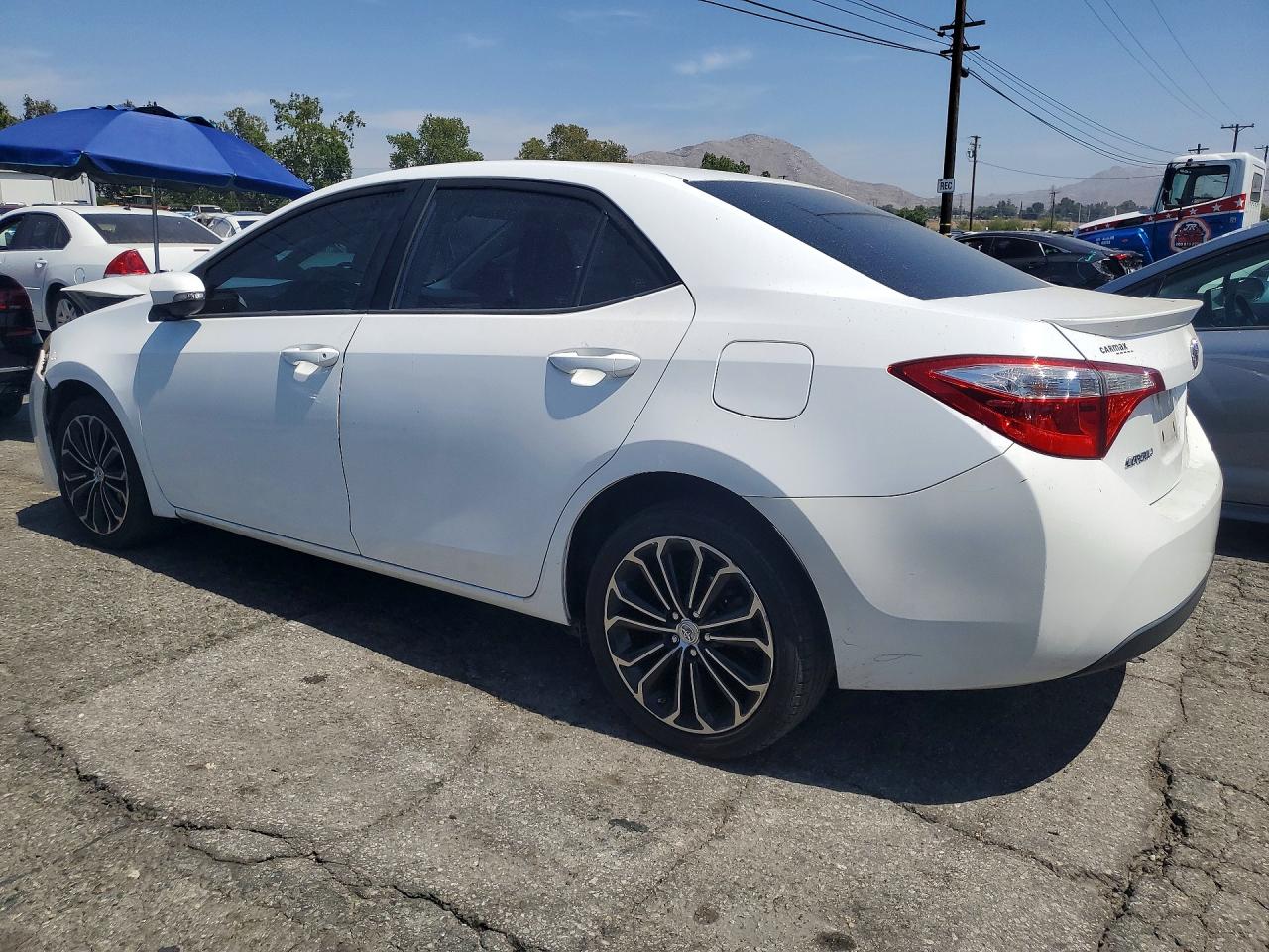 2015 Toyota Corolla S Plus Белый vin: 2T1BURHE9FC469166