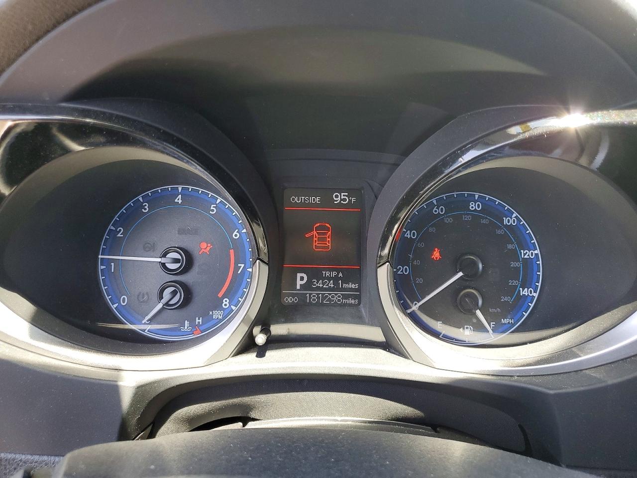 2015 Toyota Corolla S Plus Белый vin: 2T1BURHE9FC469166