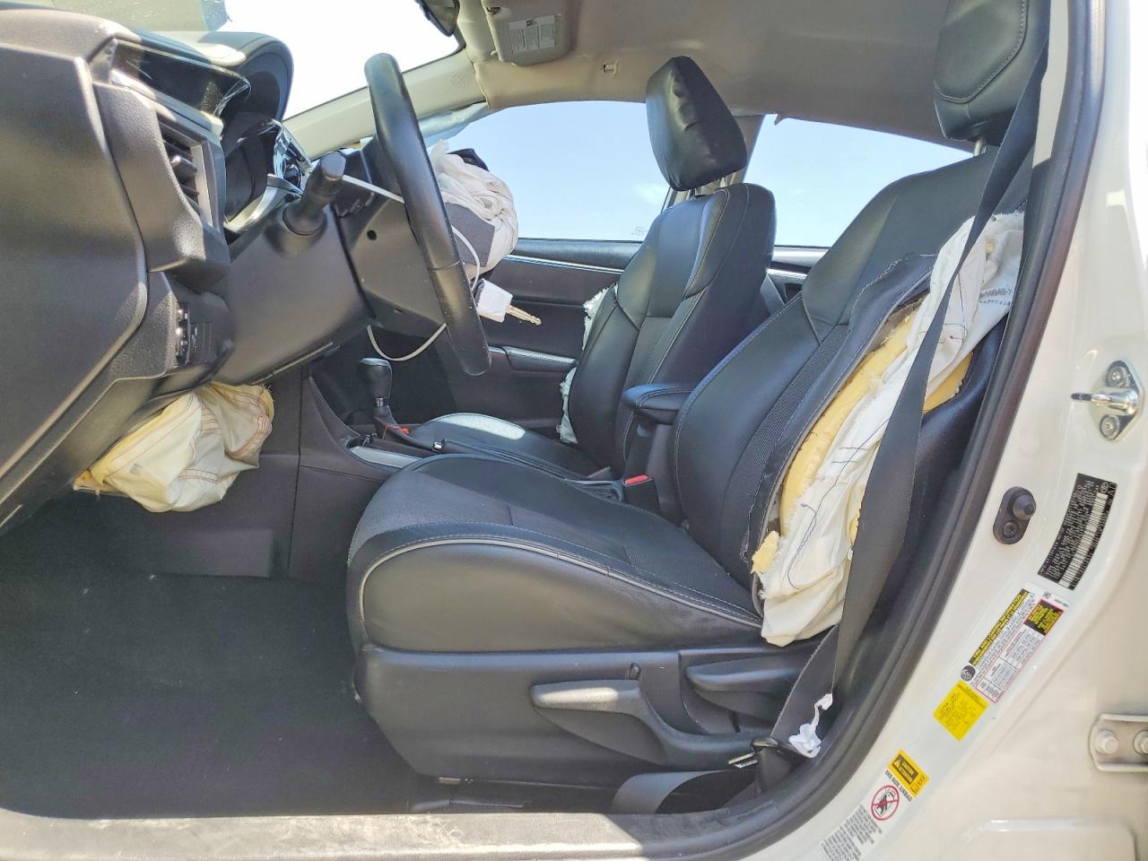 2015 Toyota Corolla S Plus Белый vin: 2T1BURHE9FC469166