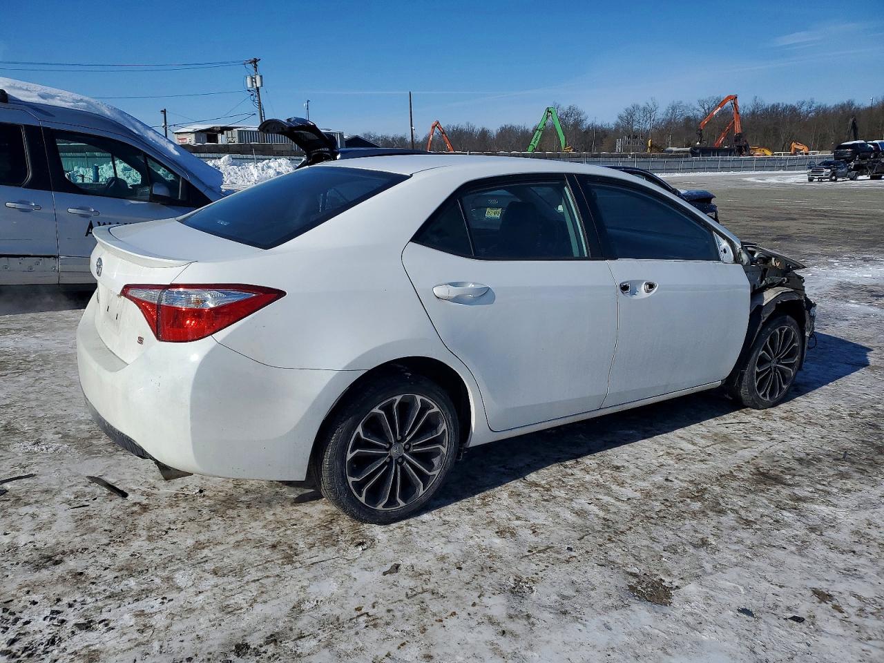 2015 Toyota Corolla L White vin: 2T1BURHE9FC473959