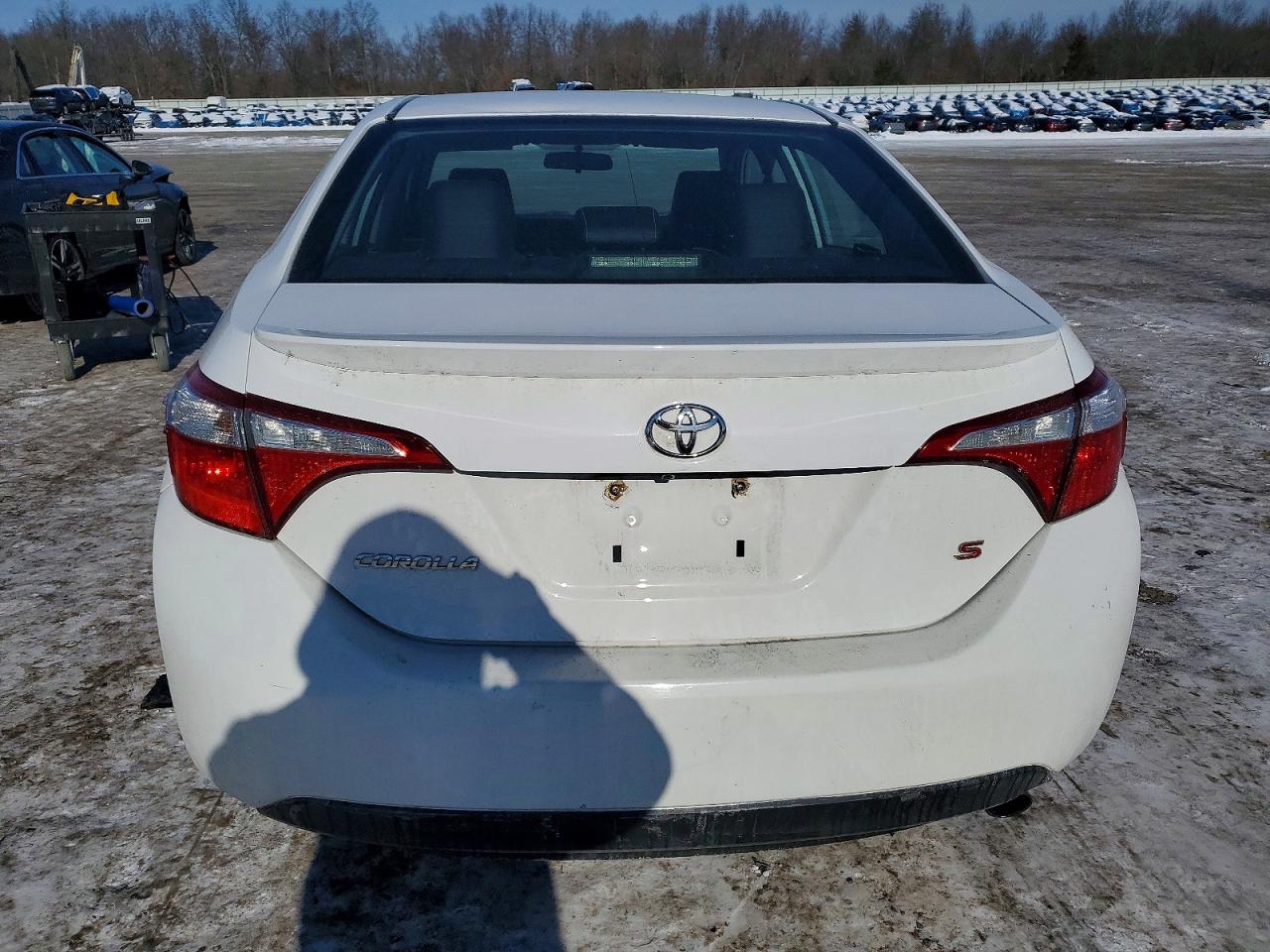 2015 Toyota Corolla L White vin: 2T1BURHE9FC473959