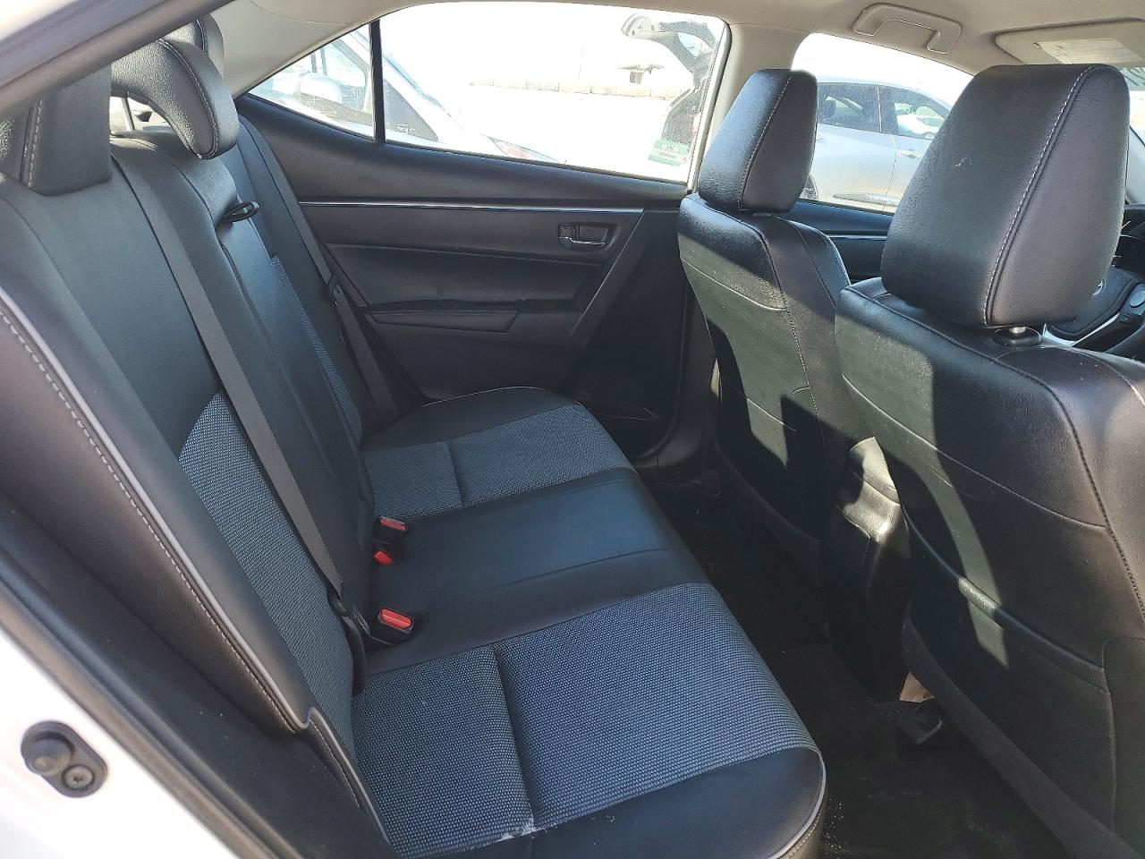 2015 Toyota Corolla L White vin: 2T1BURHE9FC473959