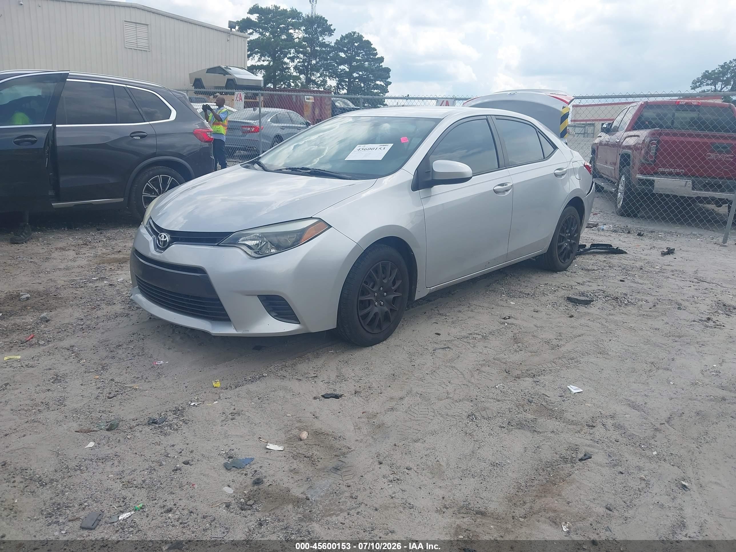 2015 Toyota Corolla Le Silver vin: 2T1BURHE9FC476389