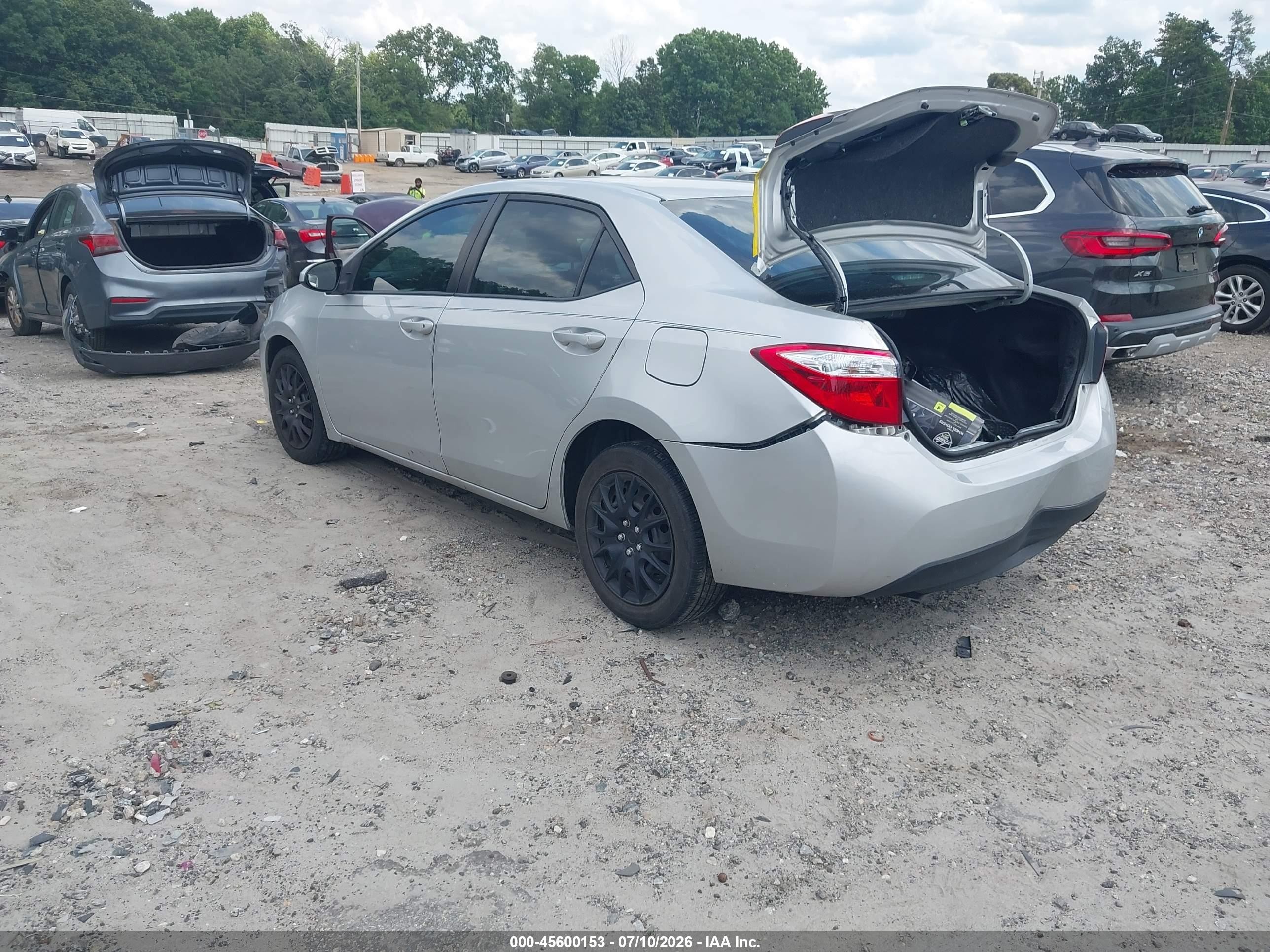 2015 Toyota Corolla Le Silver vin: 2T1BURHE9FC476389