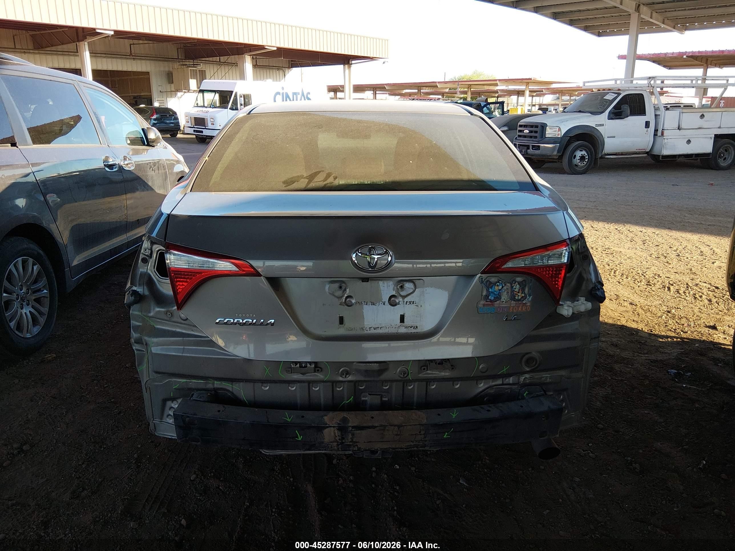 2016 Toyota Corolla Le Gray vin: 2T1BURHE9GC538861