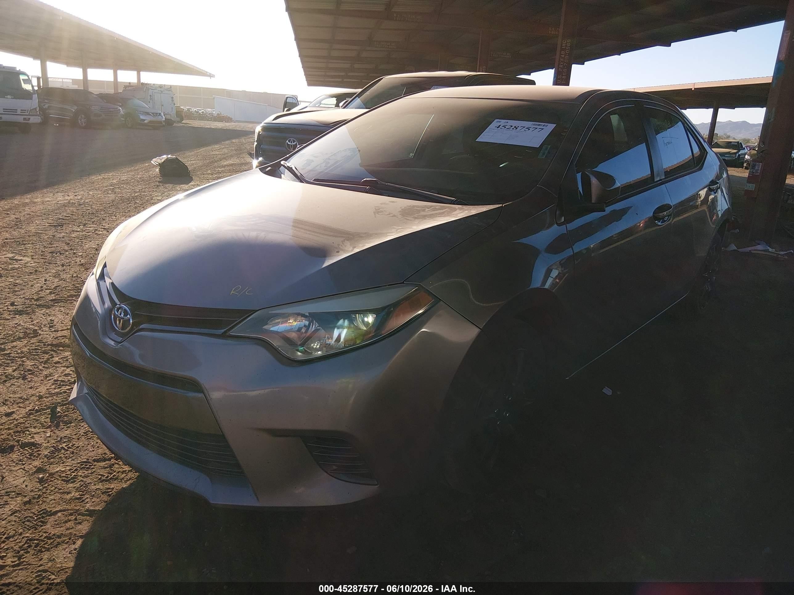2016 Toyota Corolla Le Gray vin: 2T1BURHE9GC538861