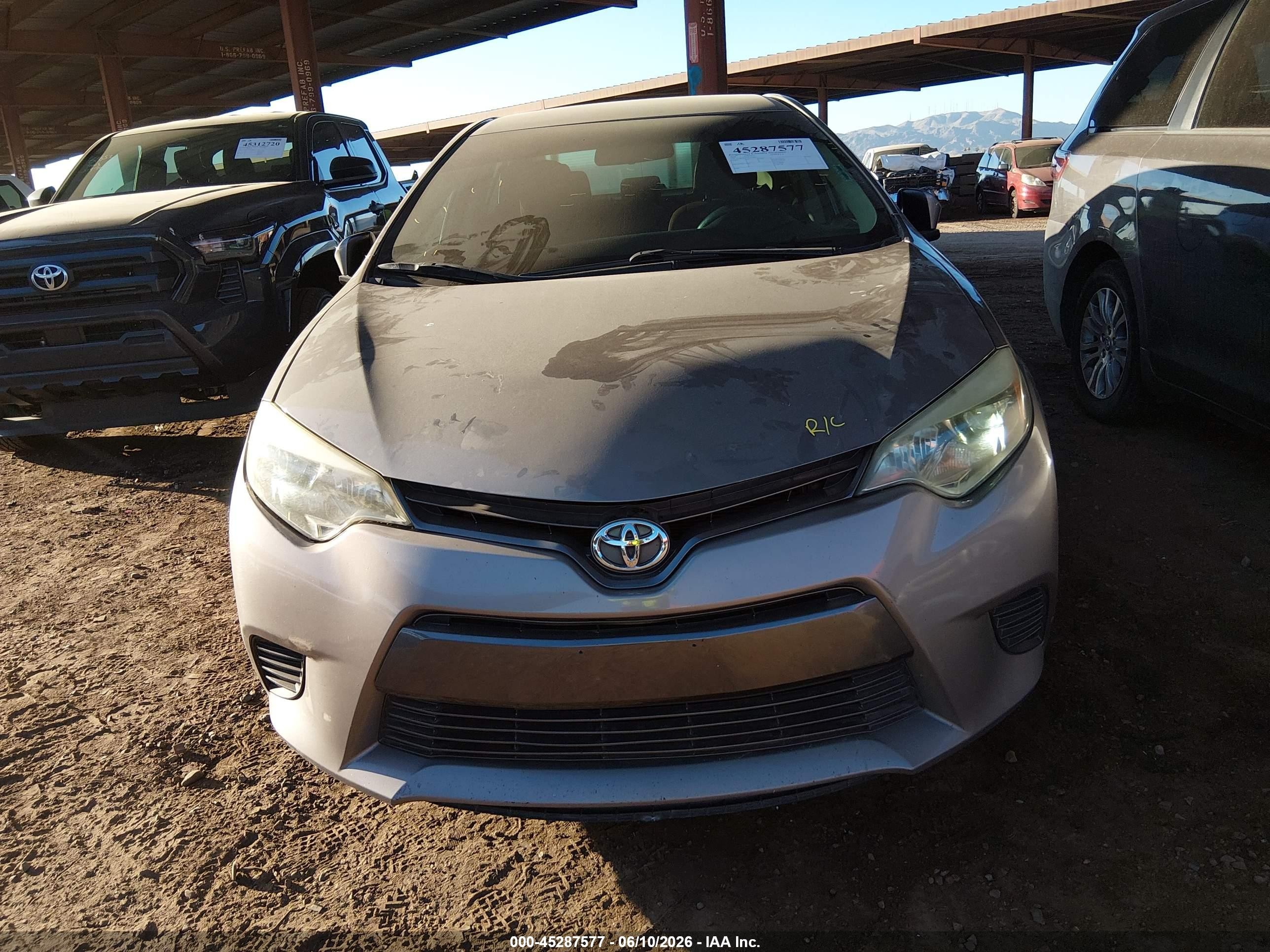 2016 Toyota Corolla Le Gray vin: 2T1BURHE9GC538861