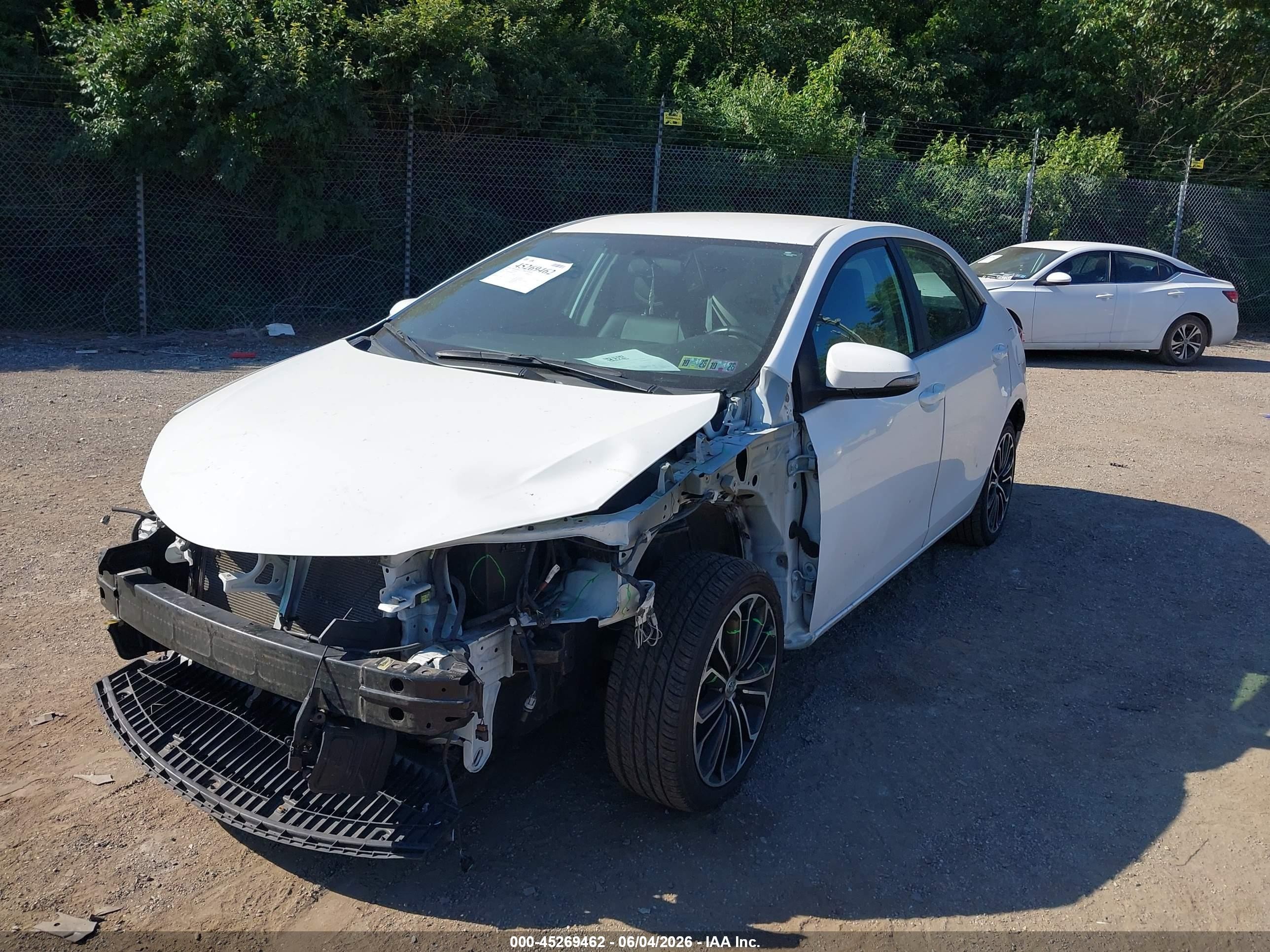 2016 Toyota Corolla S Plus Белый vin: 2T1BURHE9GC651550