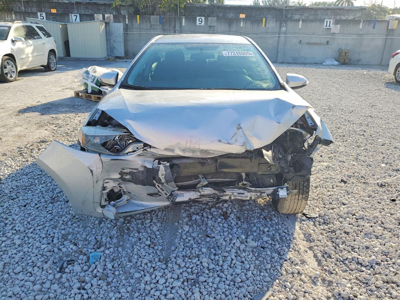 2016 Toyota Corolla S Silver vin: 2T1BURHE9GC669689