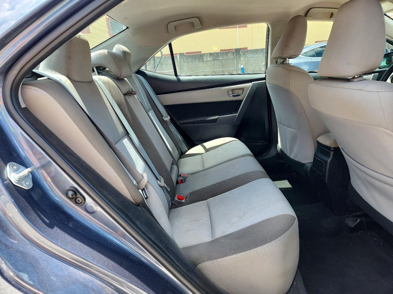 2017 Toyota Corolla Le Gray vin: 2T1BURHE9HC767056